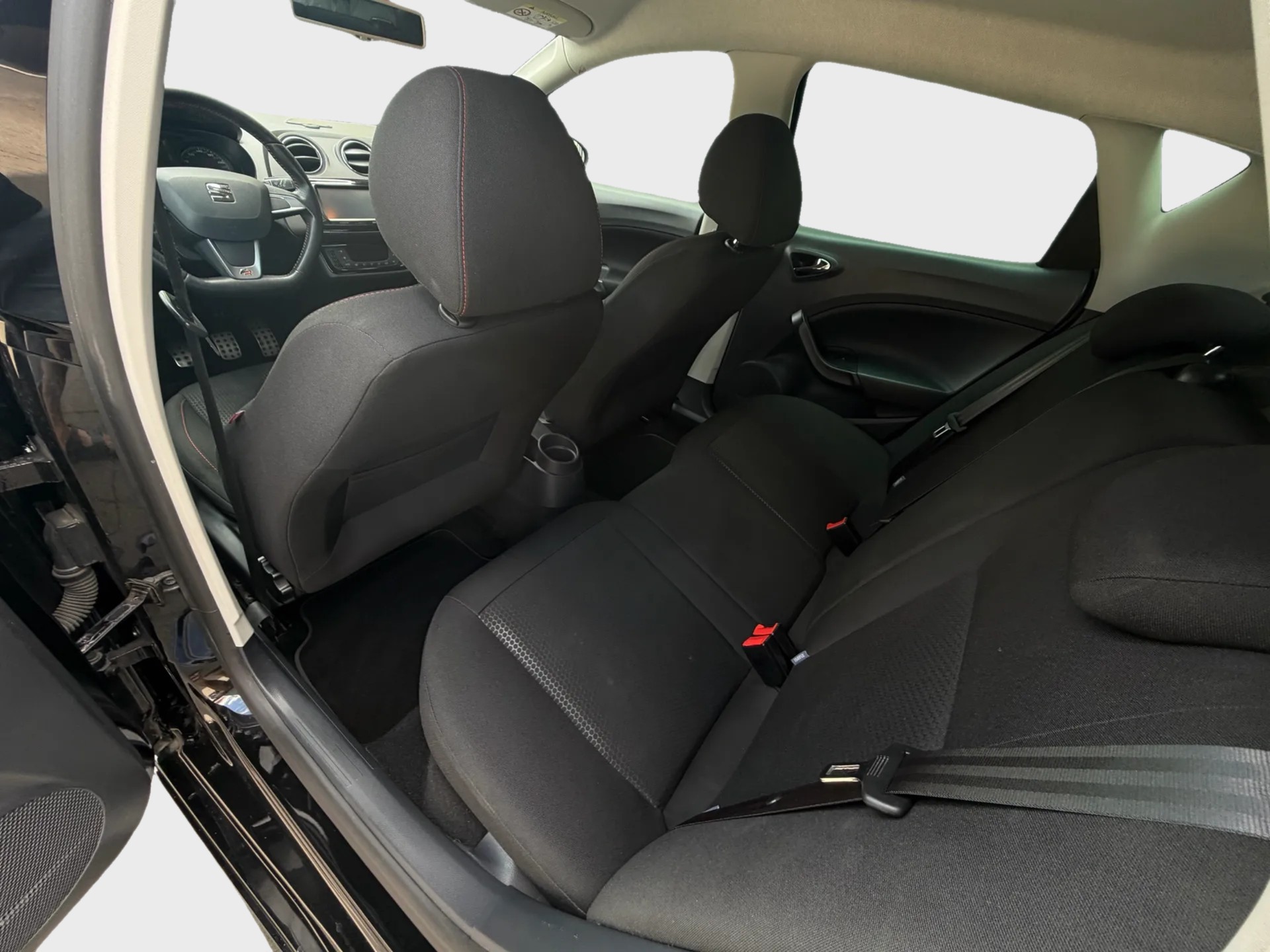 SEAT Ibiza 1.4 TSI FR-image-17