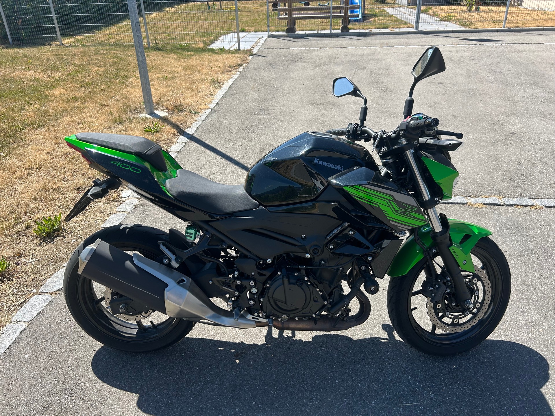 KAWASAKI Z 400 ABS-image-2