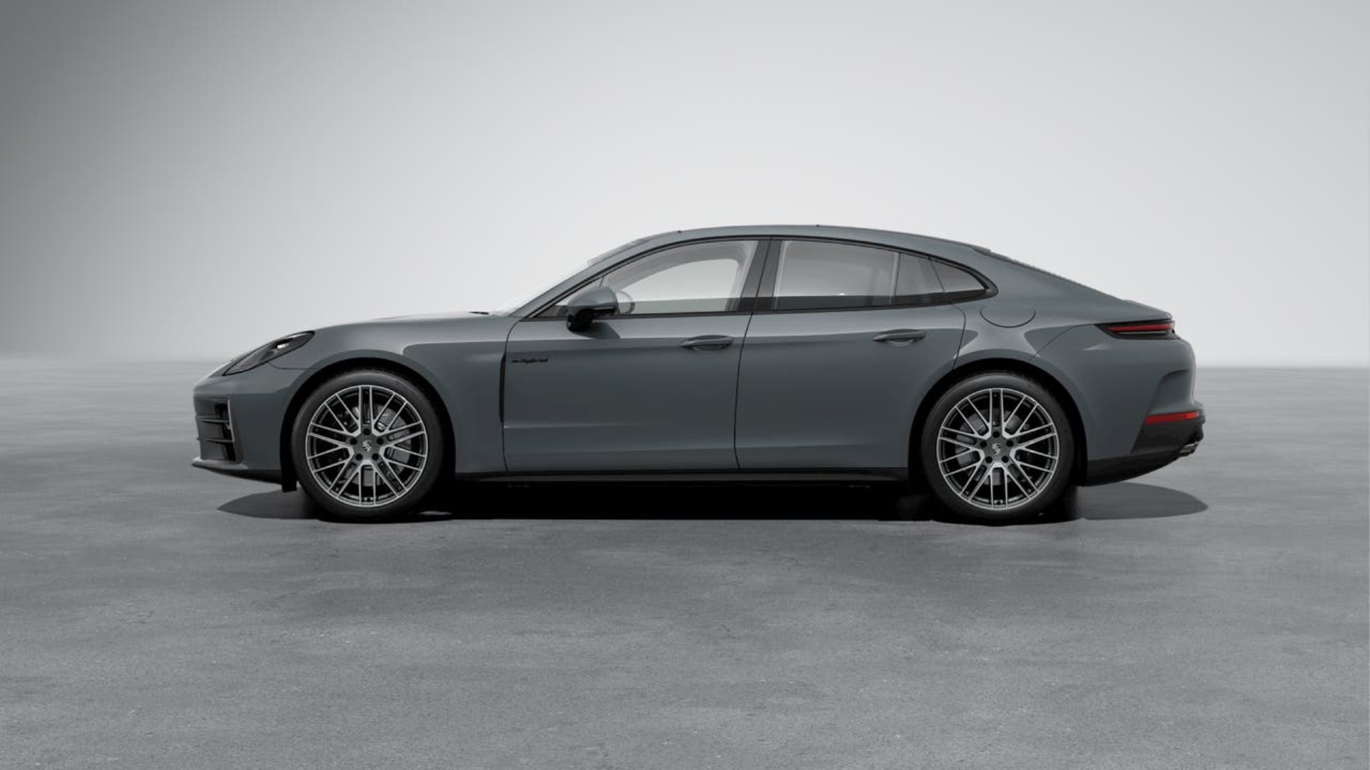 PORSCHE Panamera 4 E-Hybrid-image-1