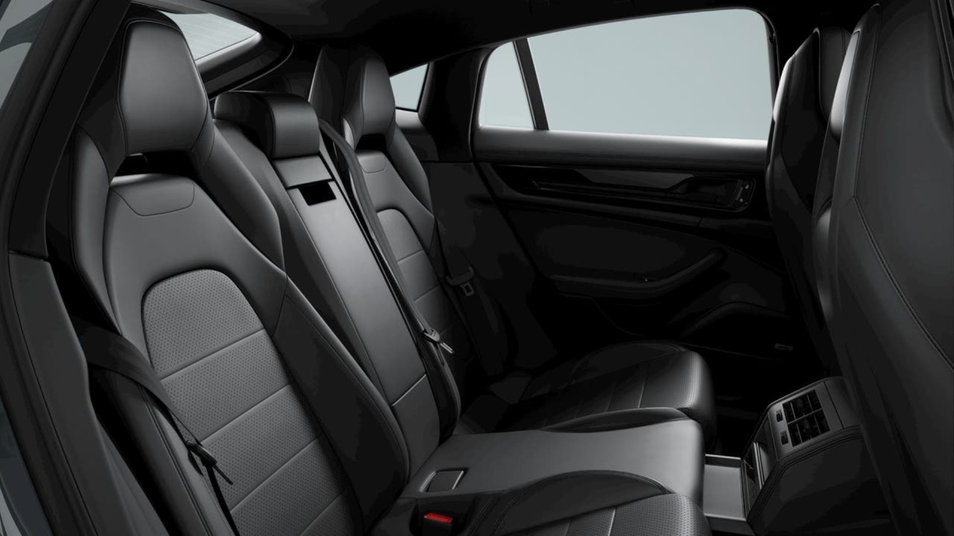 PORSCHE Panamera 4 E-Hybrid-image-9