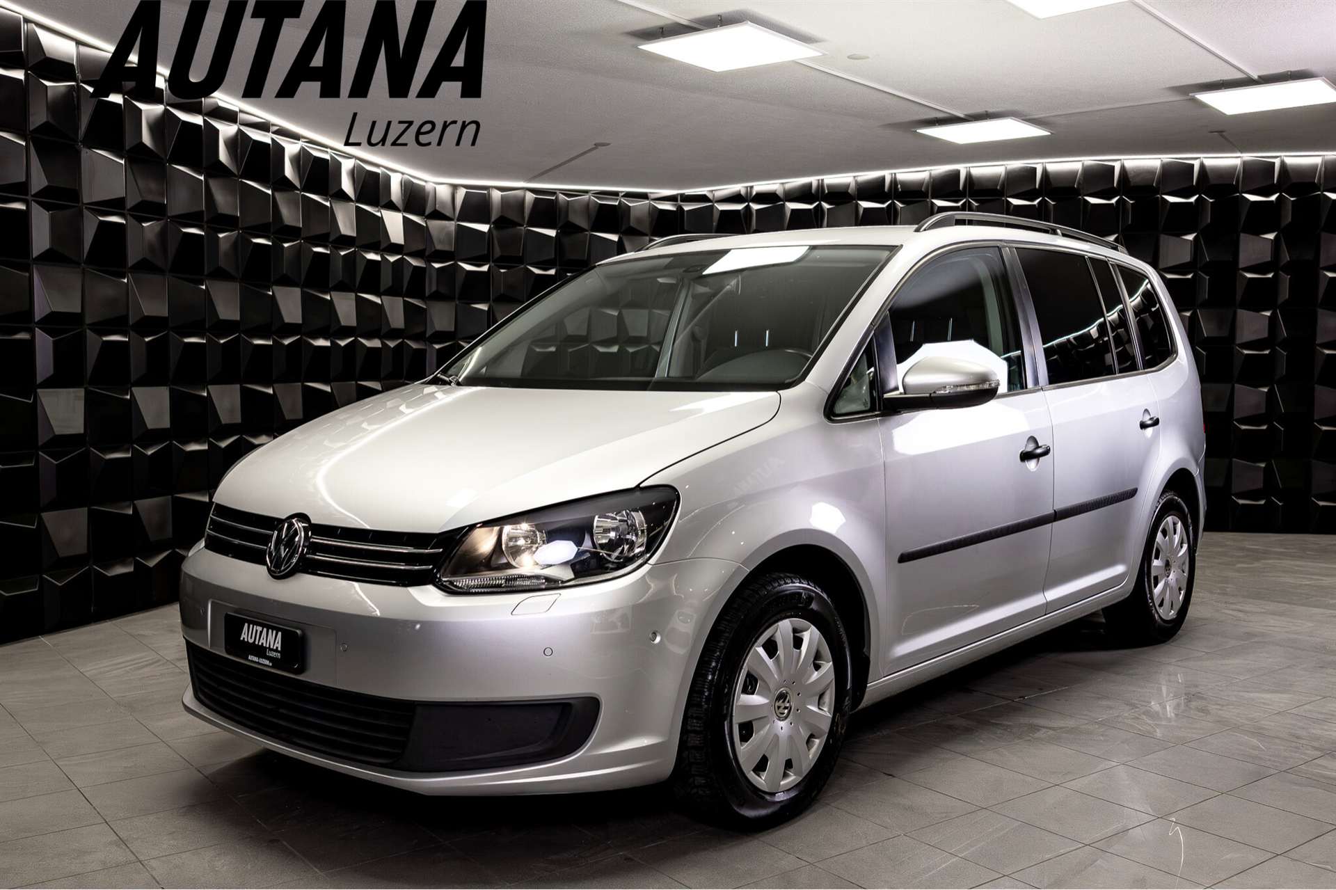 VW Touran 1.4 TSI Trendline DSG-image-0