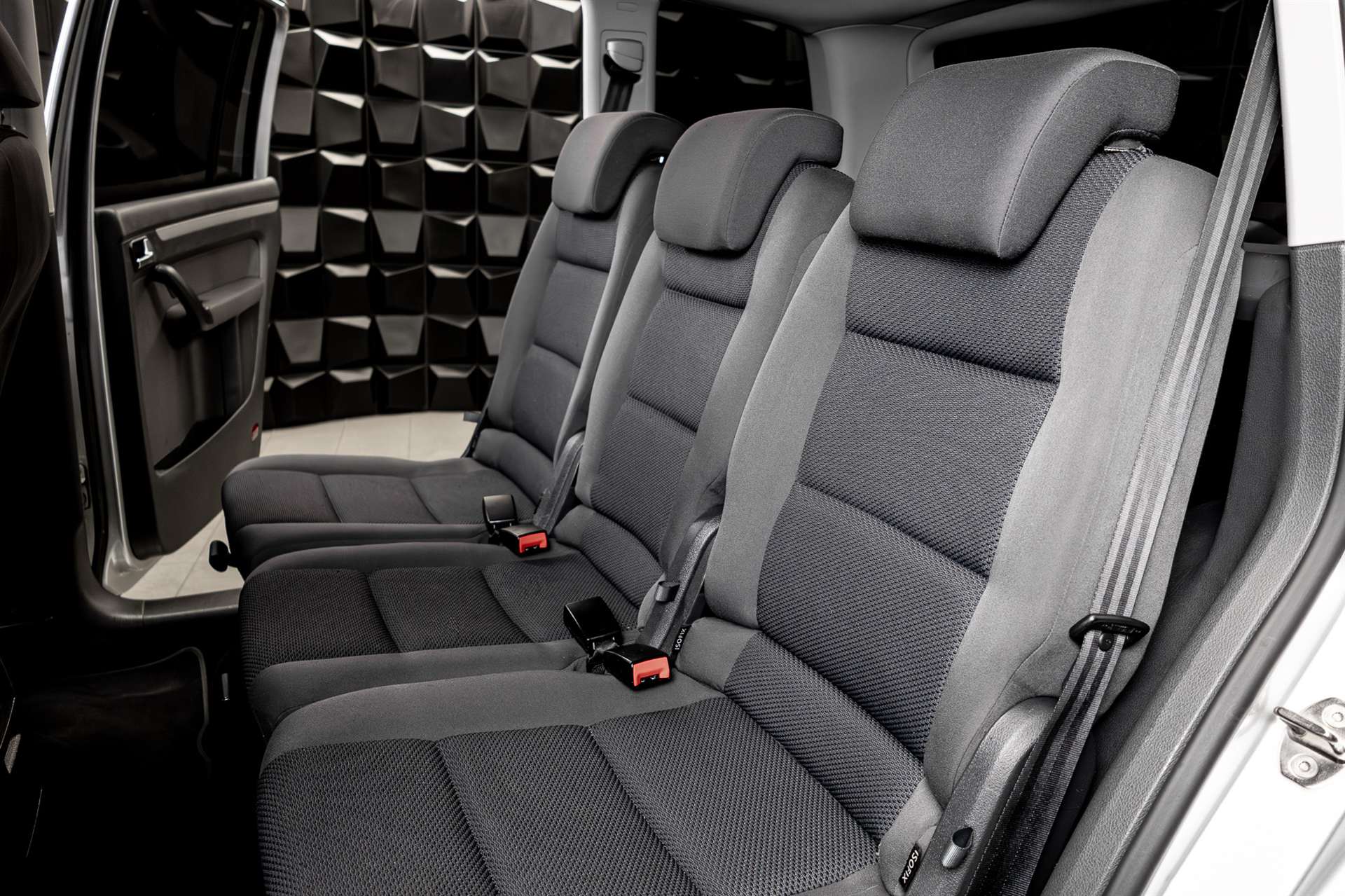 VW Touran 1.4 TSI Trendline DSG-image-10