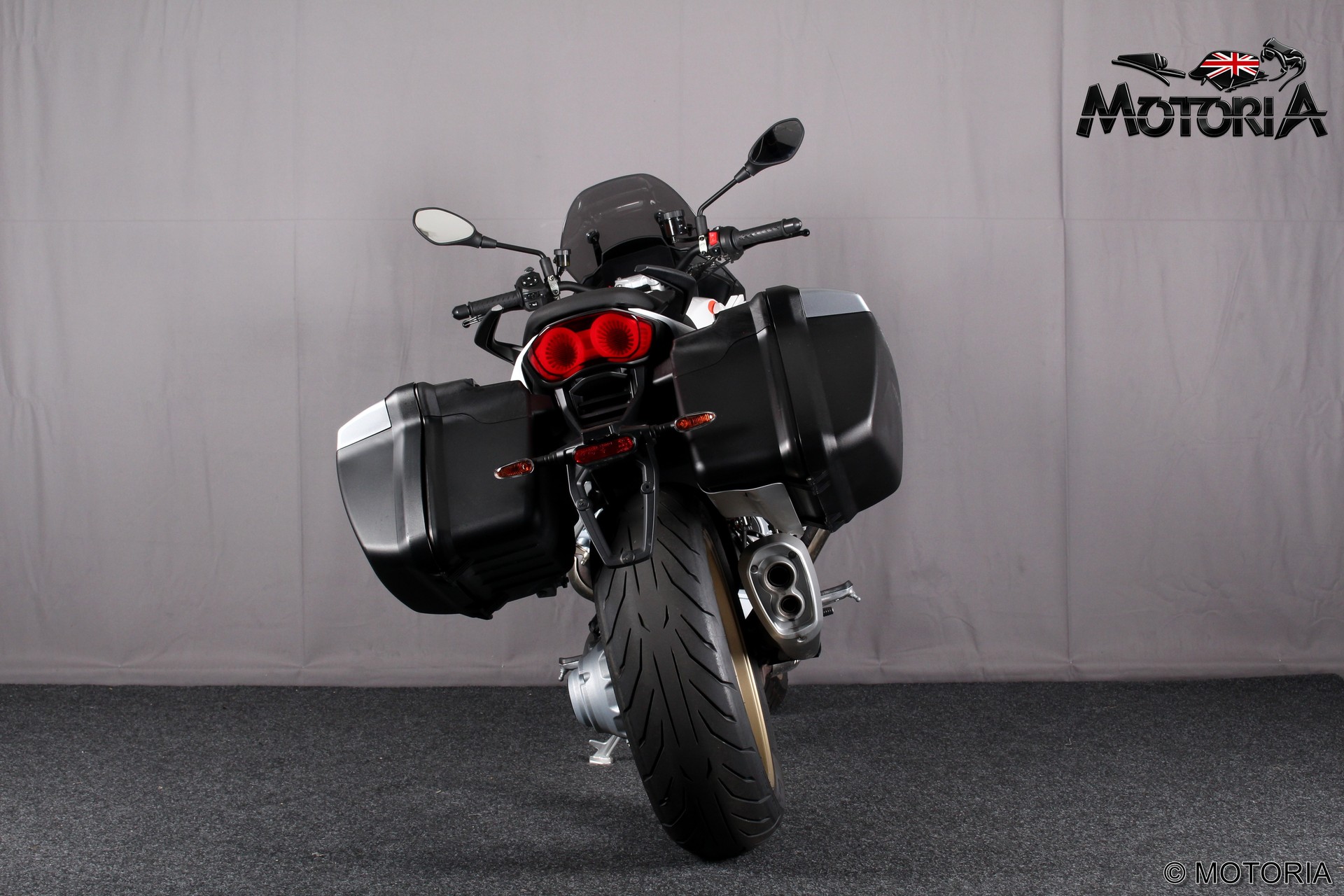 MOTO GUZZI V100 Mandello-image-4