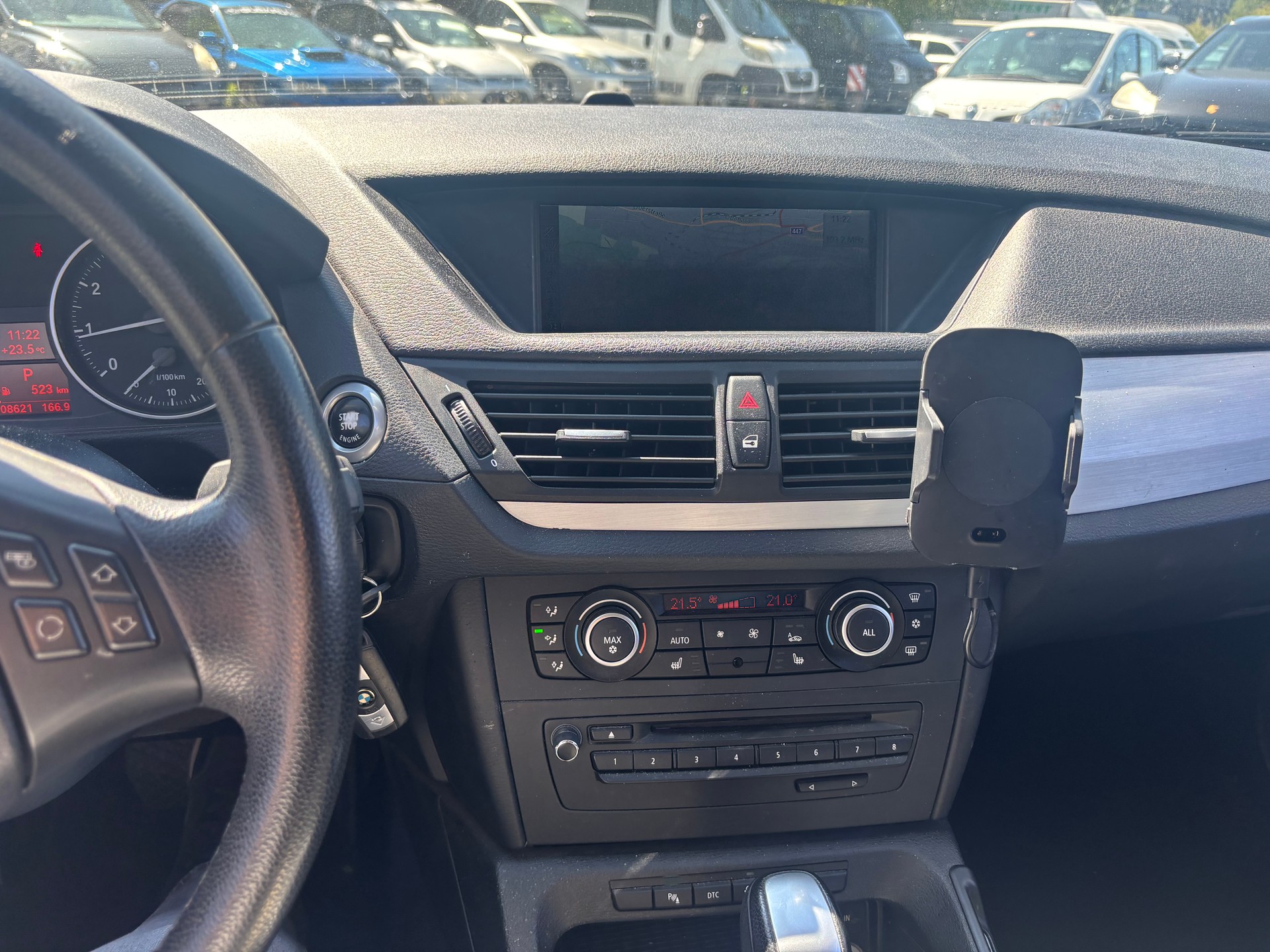 BMW X1 xDrive 28i Steptronic-image-12