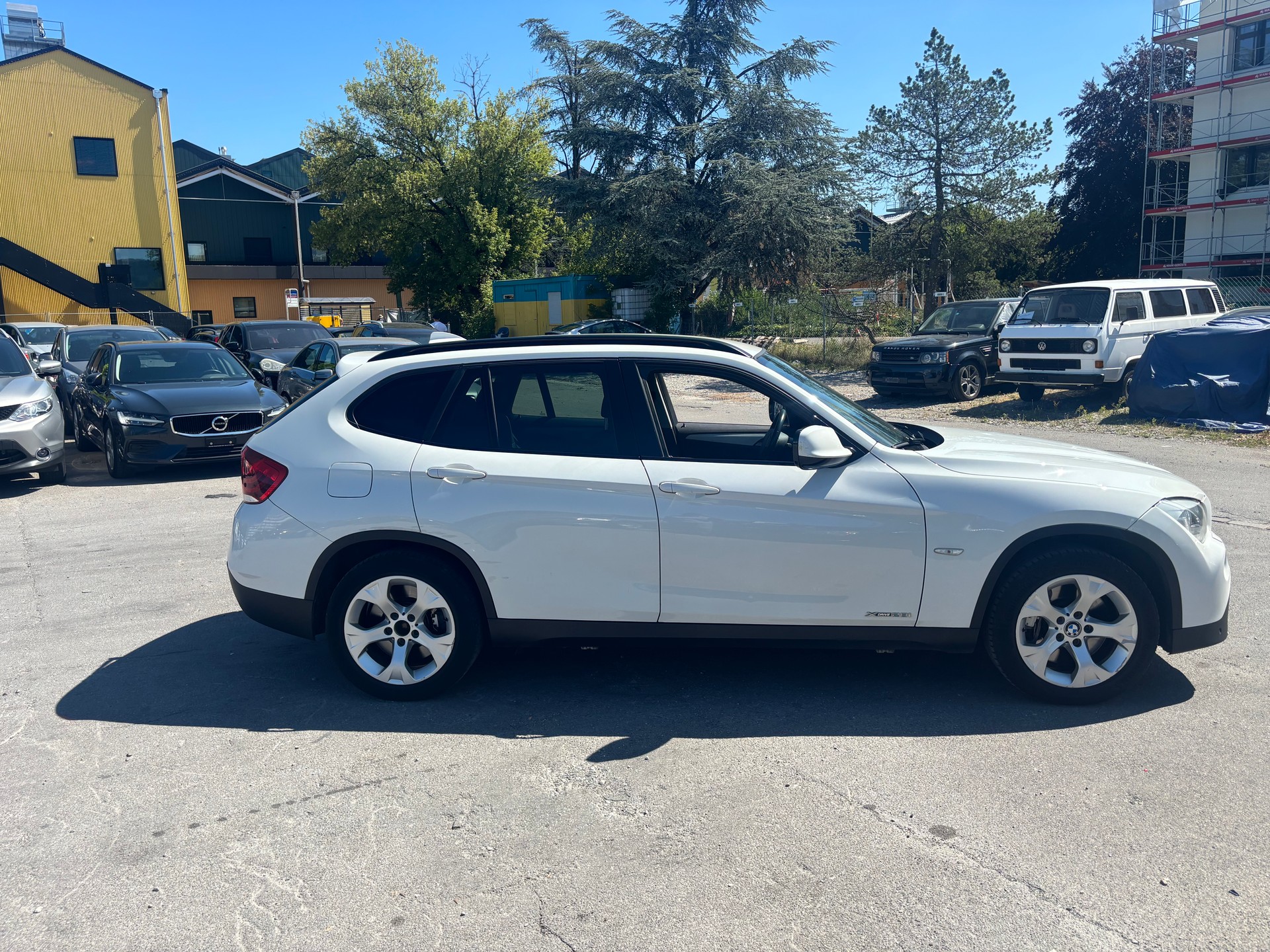 BMW X1 xDrive 28i Steptronic-image-7