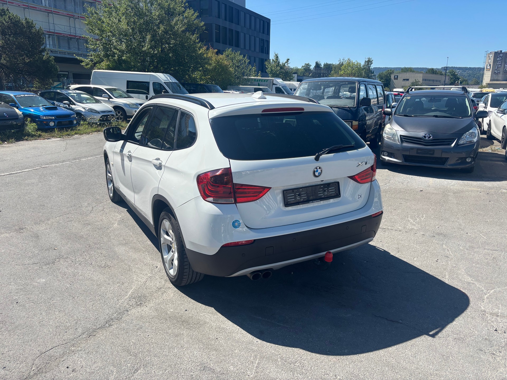 BMW X1 xDrive 28i Steptronic-image-4