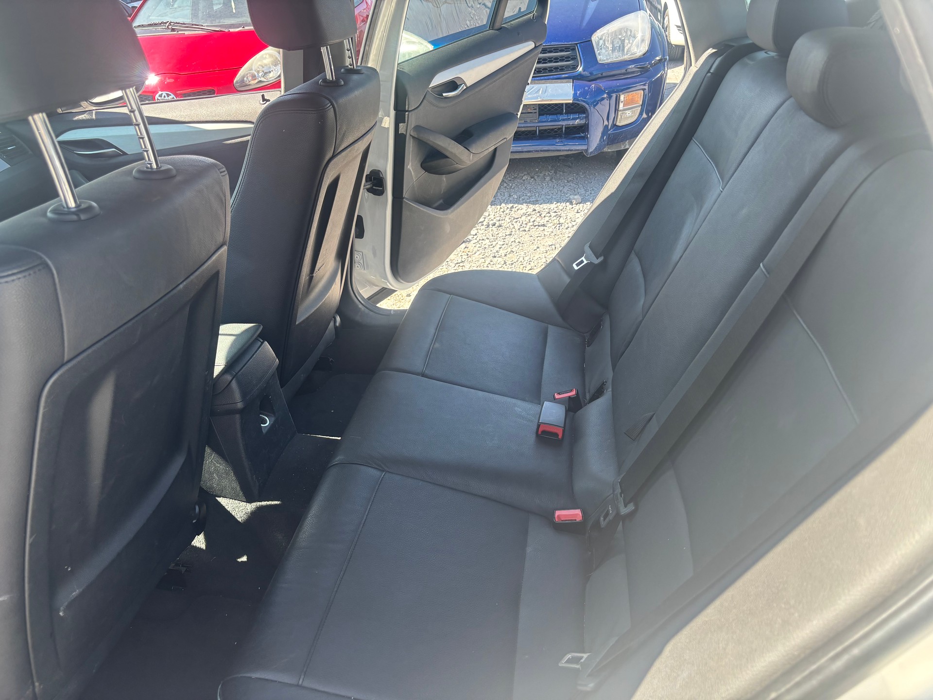 BMW X1 xDrive 28i Steptronic-image-14