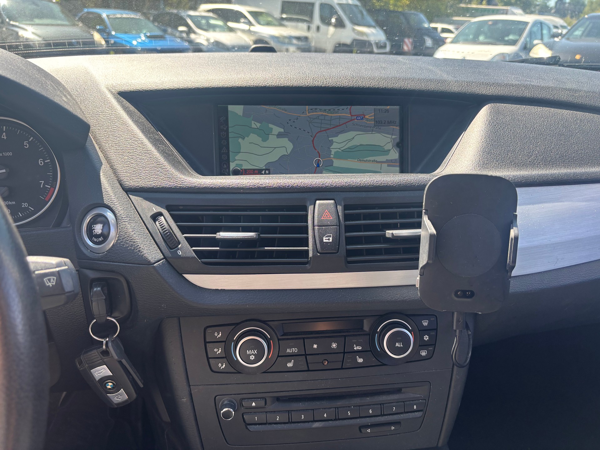 BMW X1 xDrive 28i Steptronic-image-11
