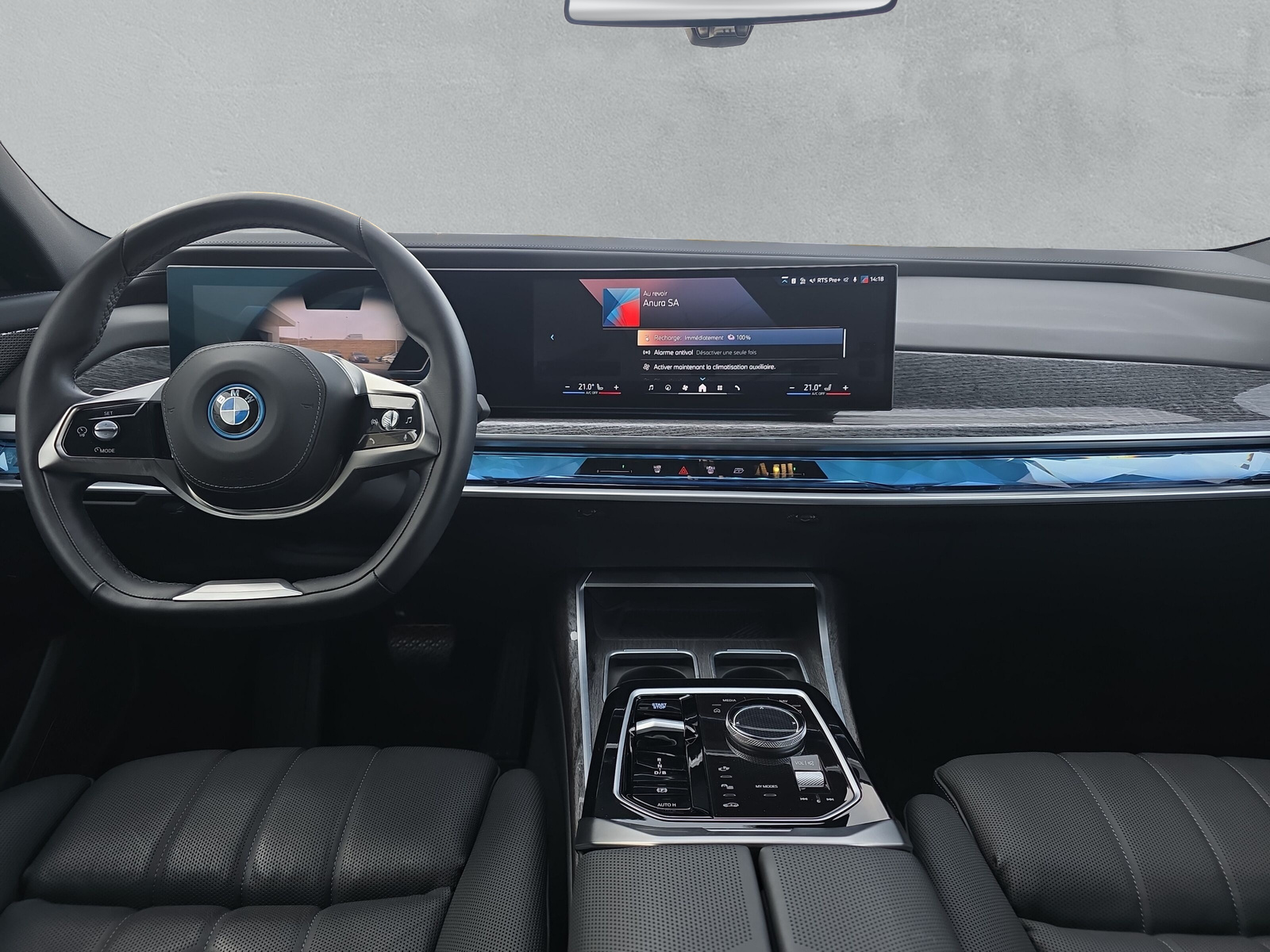 BMW i7 eDrive50 G70 (CH)  -image-12