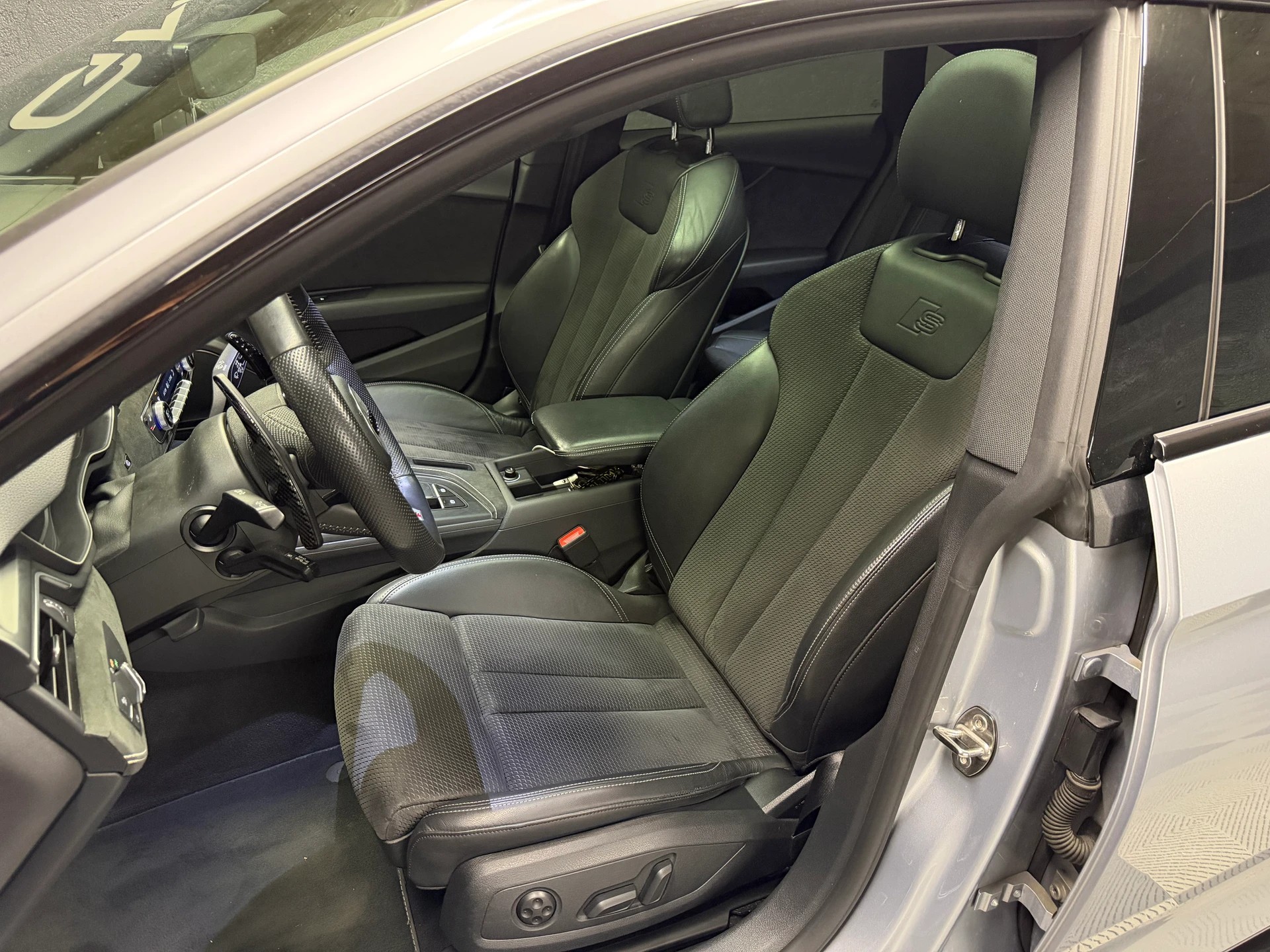 AUDI A5 Sportback 2.0 TDI Sport quattro S-tronic-image-8