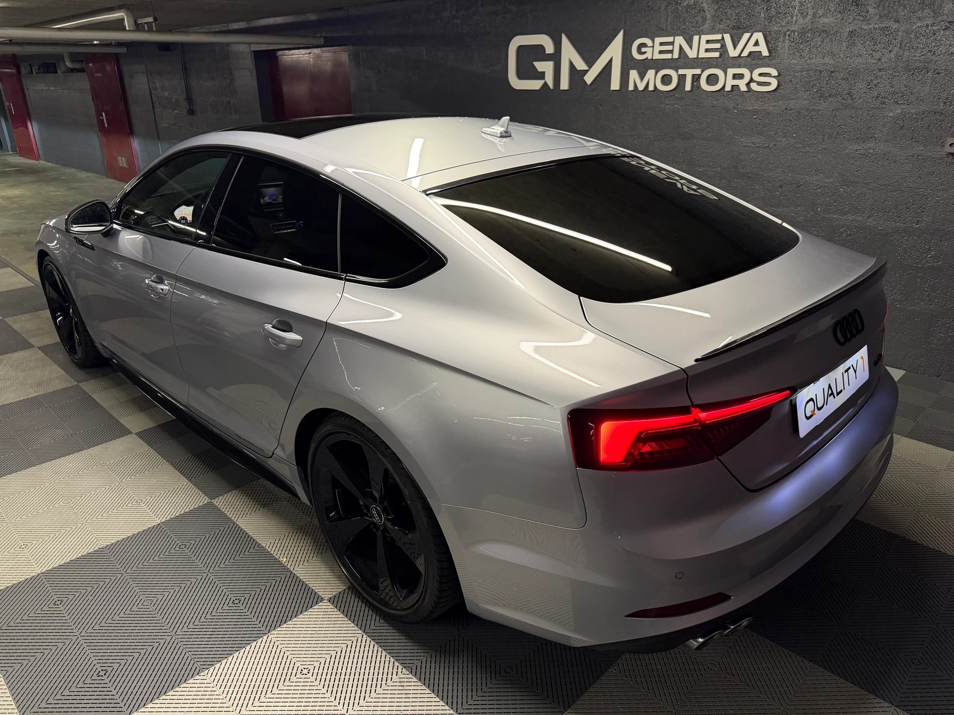 AUDI A5 Sportback 2.0 TDI Sport quattro S-tronic-image-5