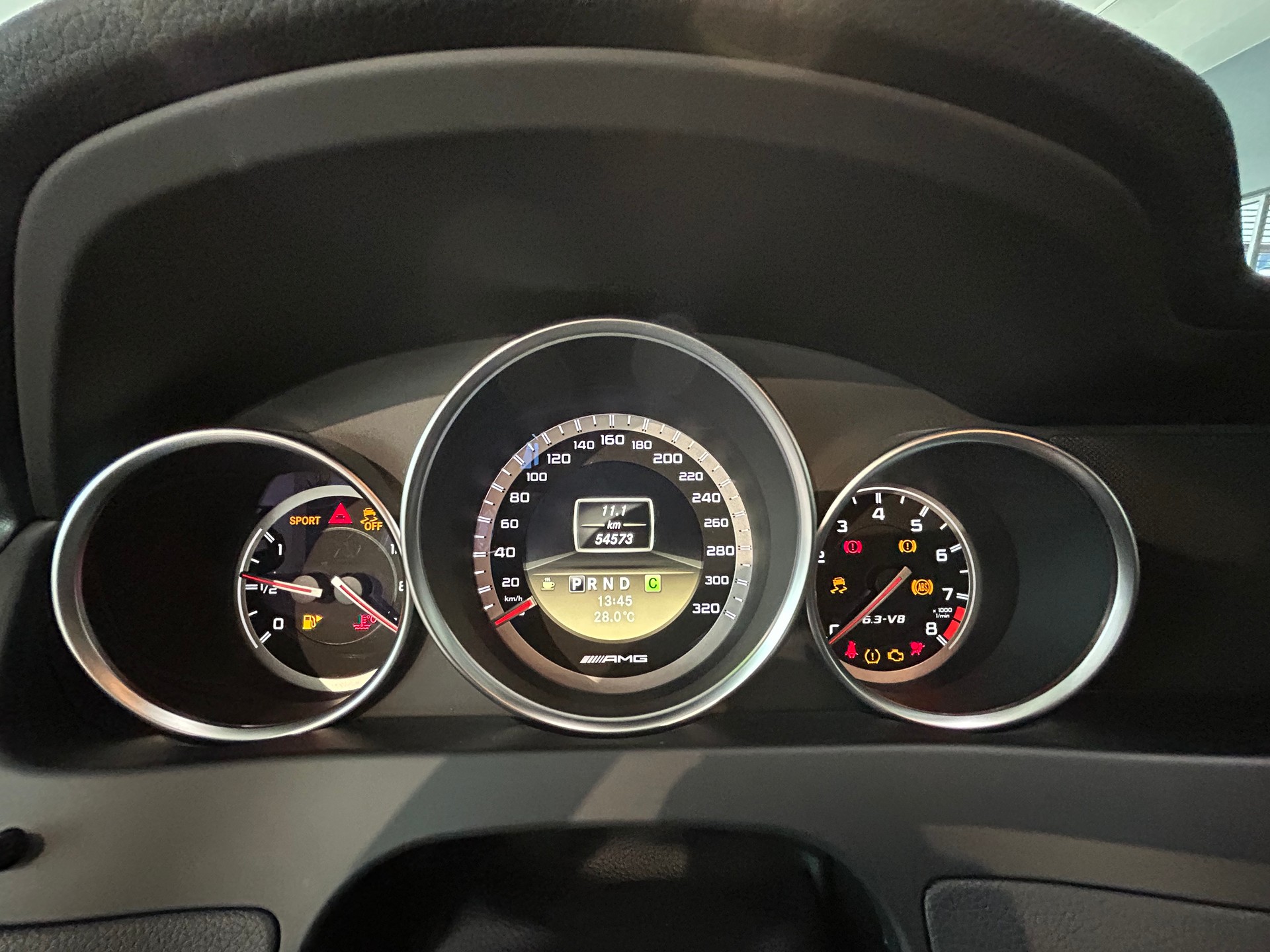 MERCEDES-BENZ C 63 Coupé AMG Speedshift MCT-image-21