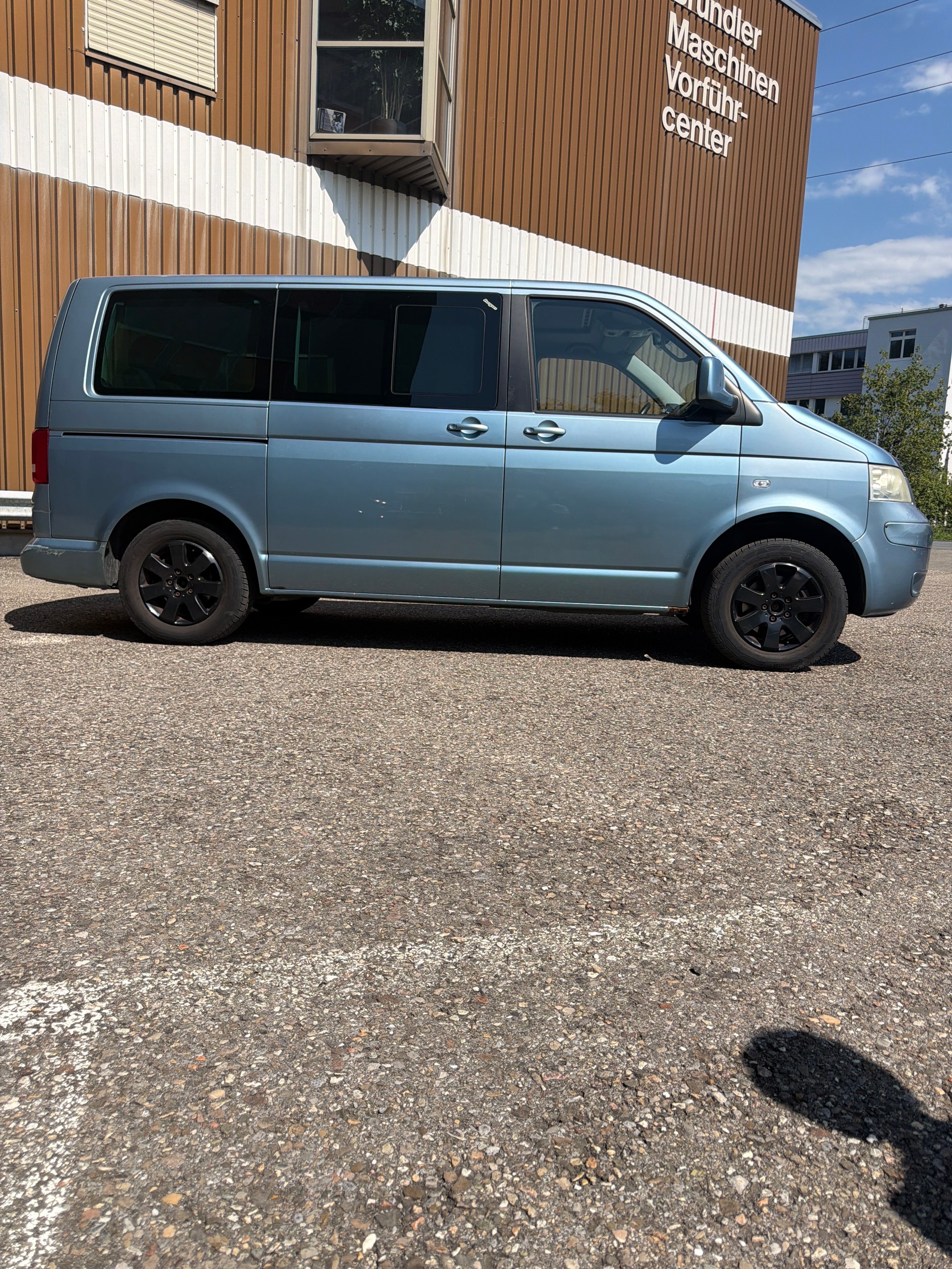 VW 2.5 TDI 4Motion ATLANTIS-image-3