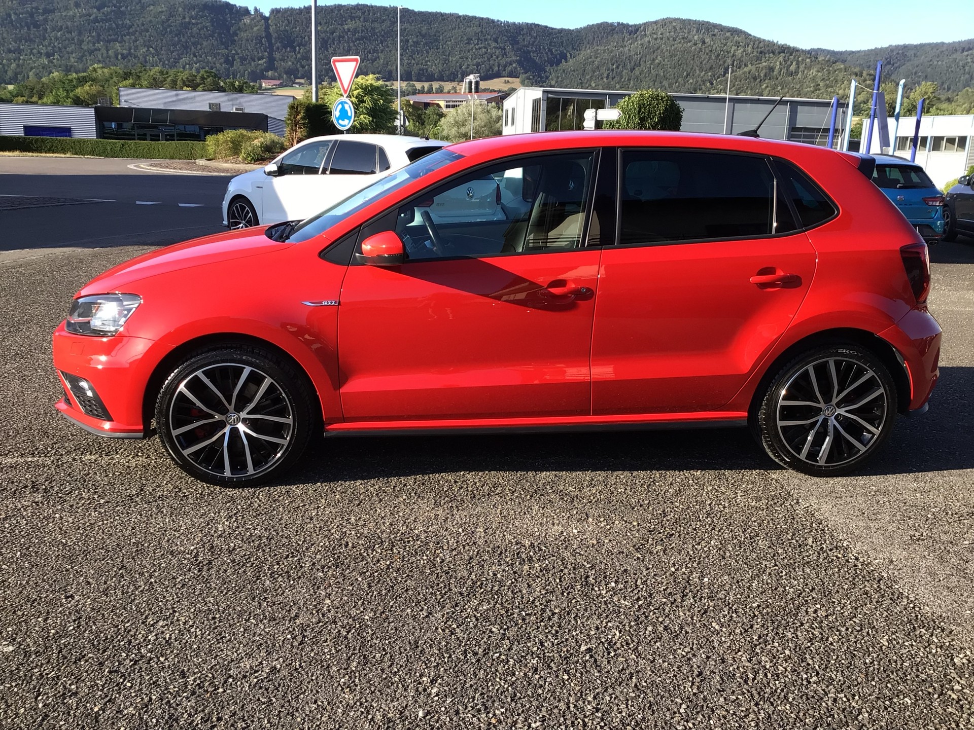 VW Polo 1.8 TSI GTI-image-12