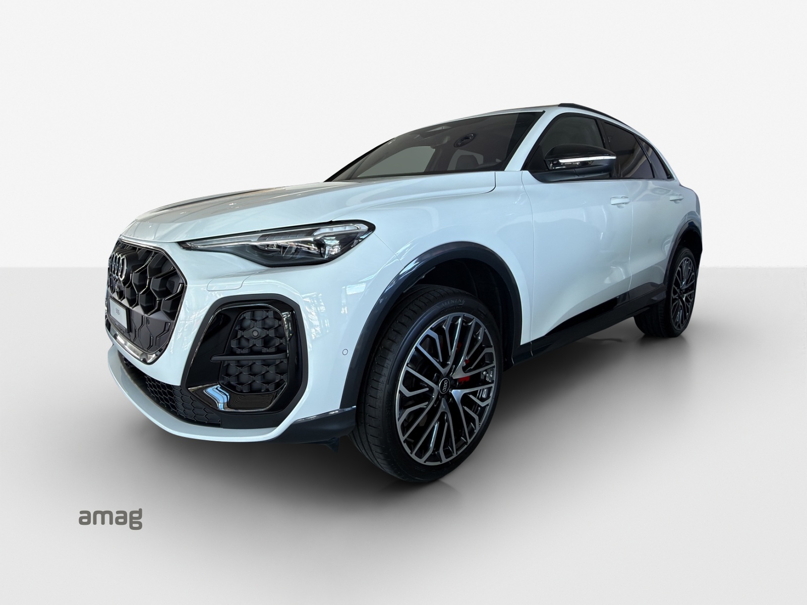 AUDI SQ5 TFSI quattro S-tronic-image-0