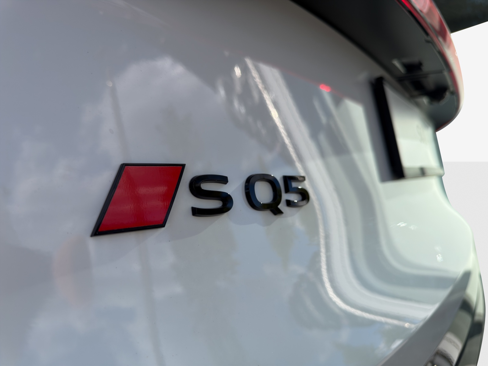 AUDI SQ5 TFSI quattro S-tronic-image-13