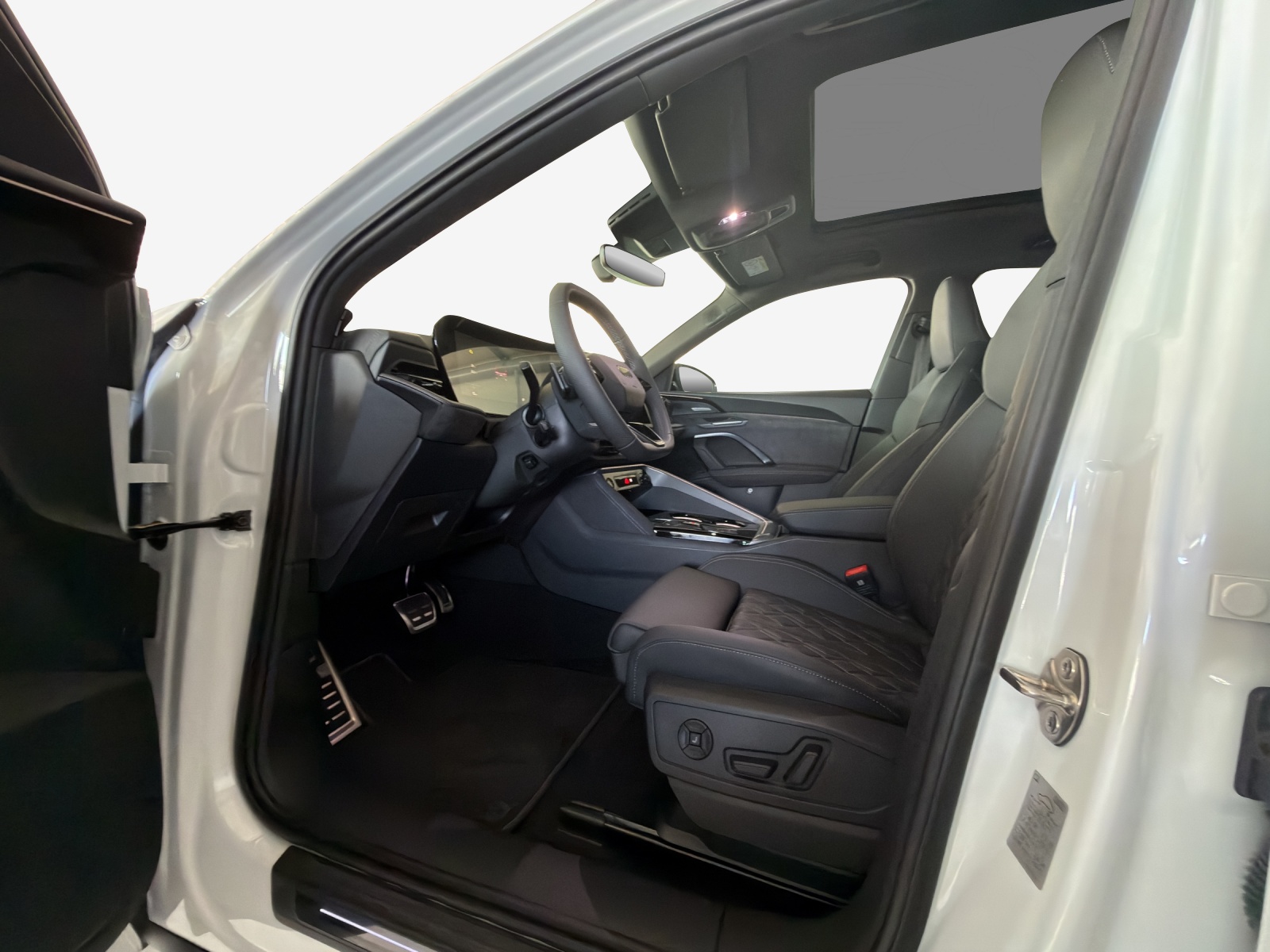 AUDI SQ5 TFSI quattro S-tronic-image-7