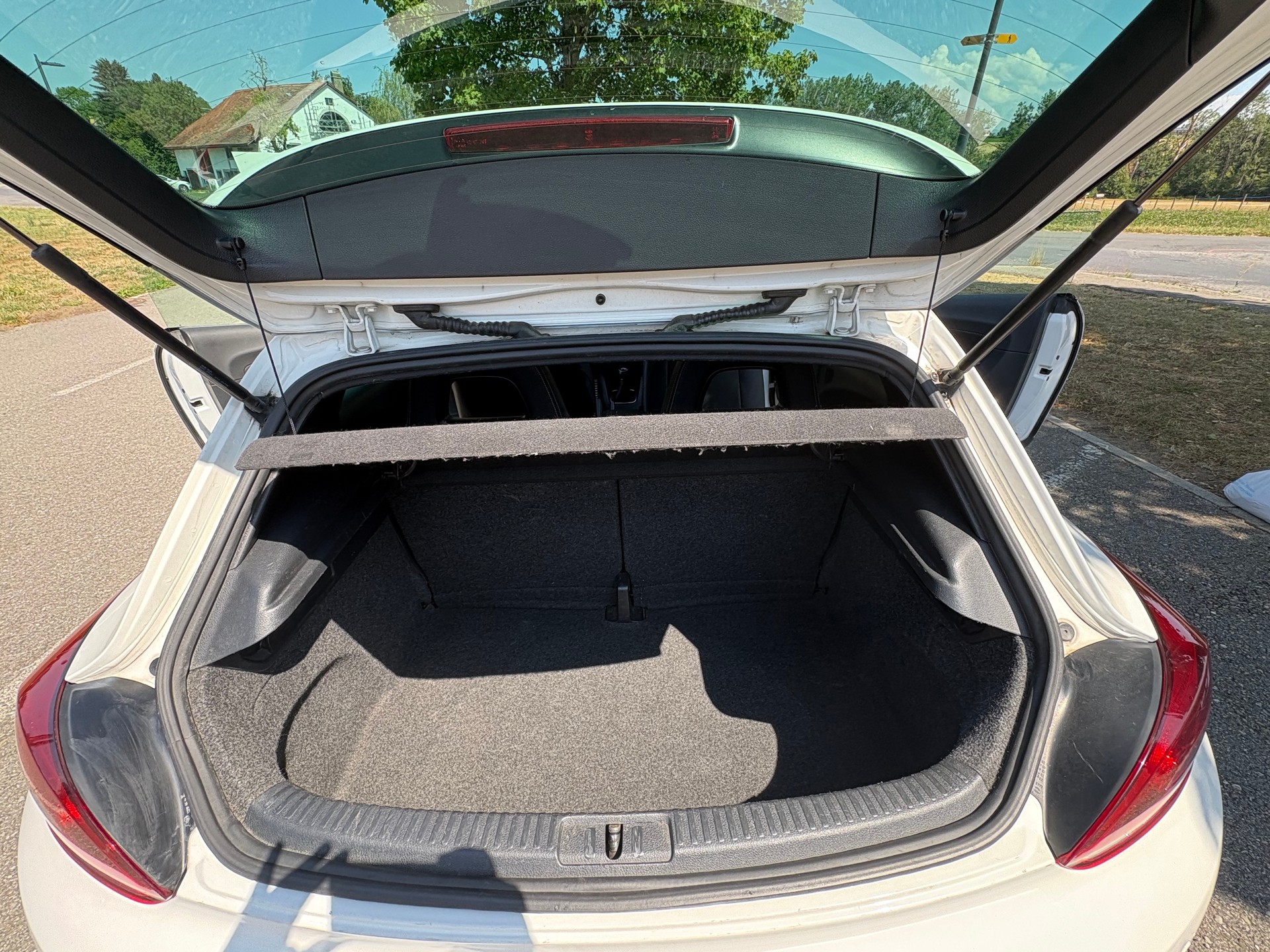 VW Scirocco 1.4 TSI 160-image-4
