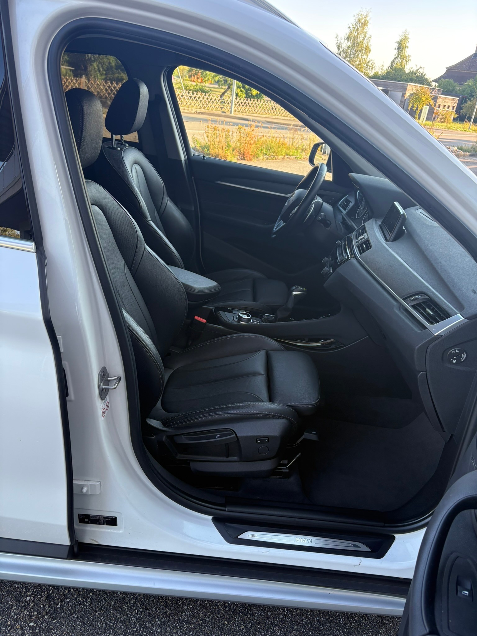 BMW X1 xDrive 20i Sport Line Steptronic-image-10