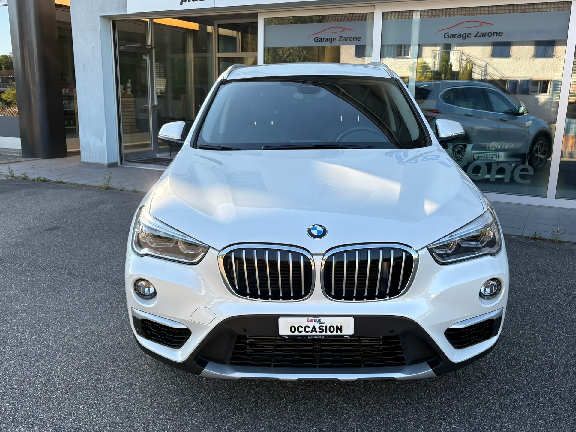 BMW X1 xDrive 20i Sport Line Steptronic-image-2
