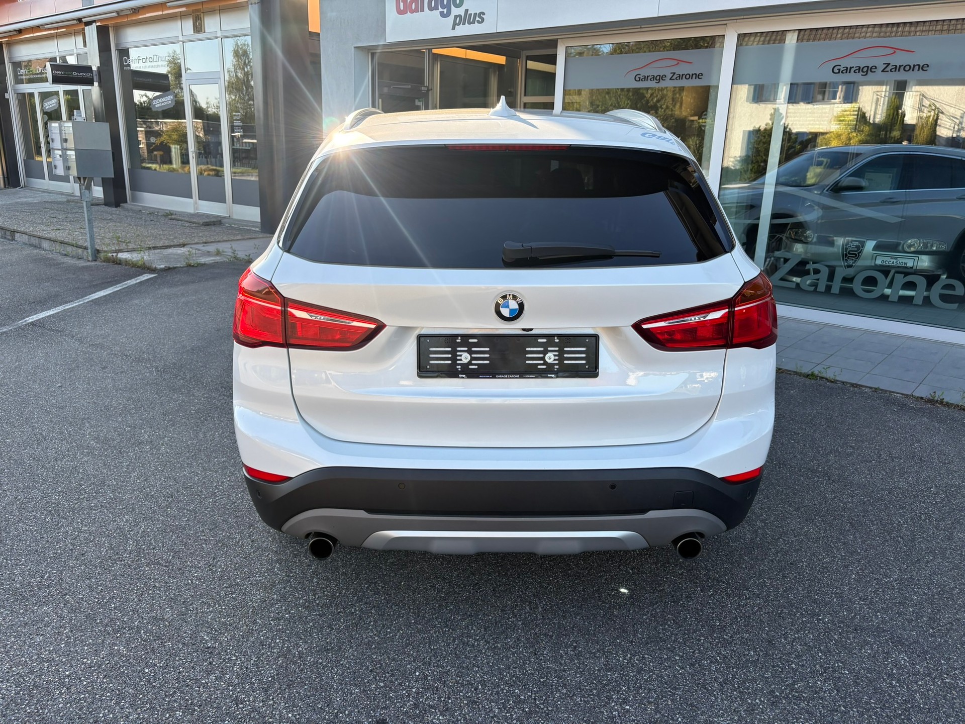 BMW X1 xDrive 20i Sport Line Steptronic-image-5