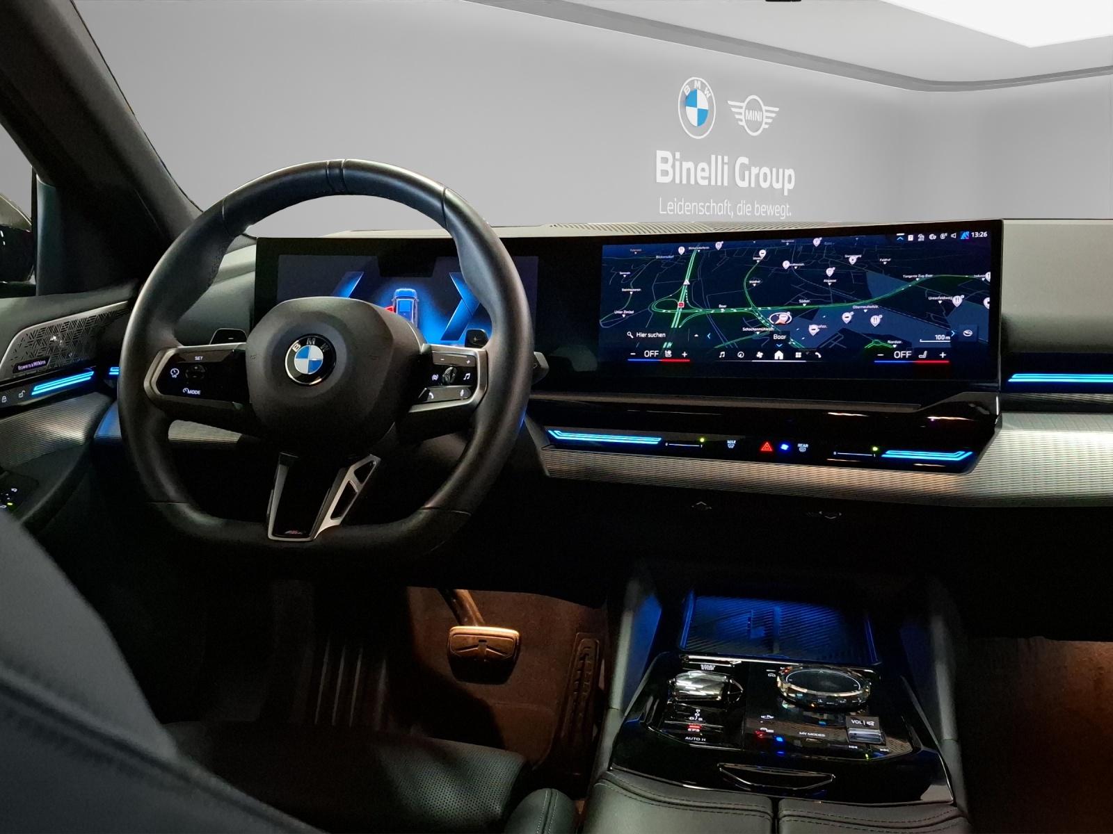 BMW 520d xDrive Touring-image-9