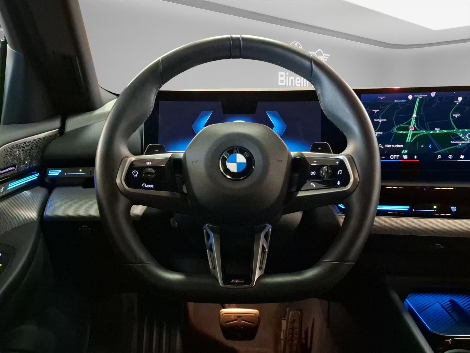 BMW 520d xDrive Touring-image-10