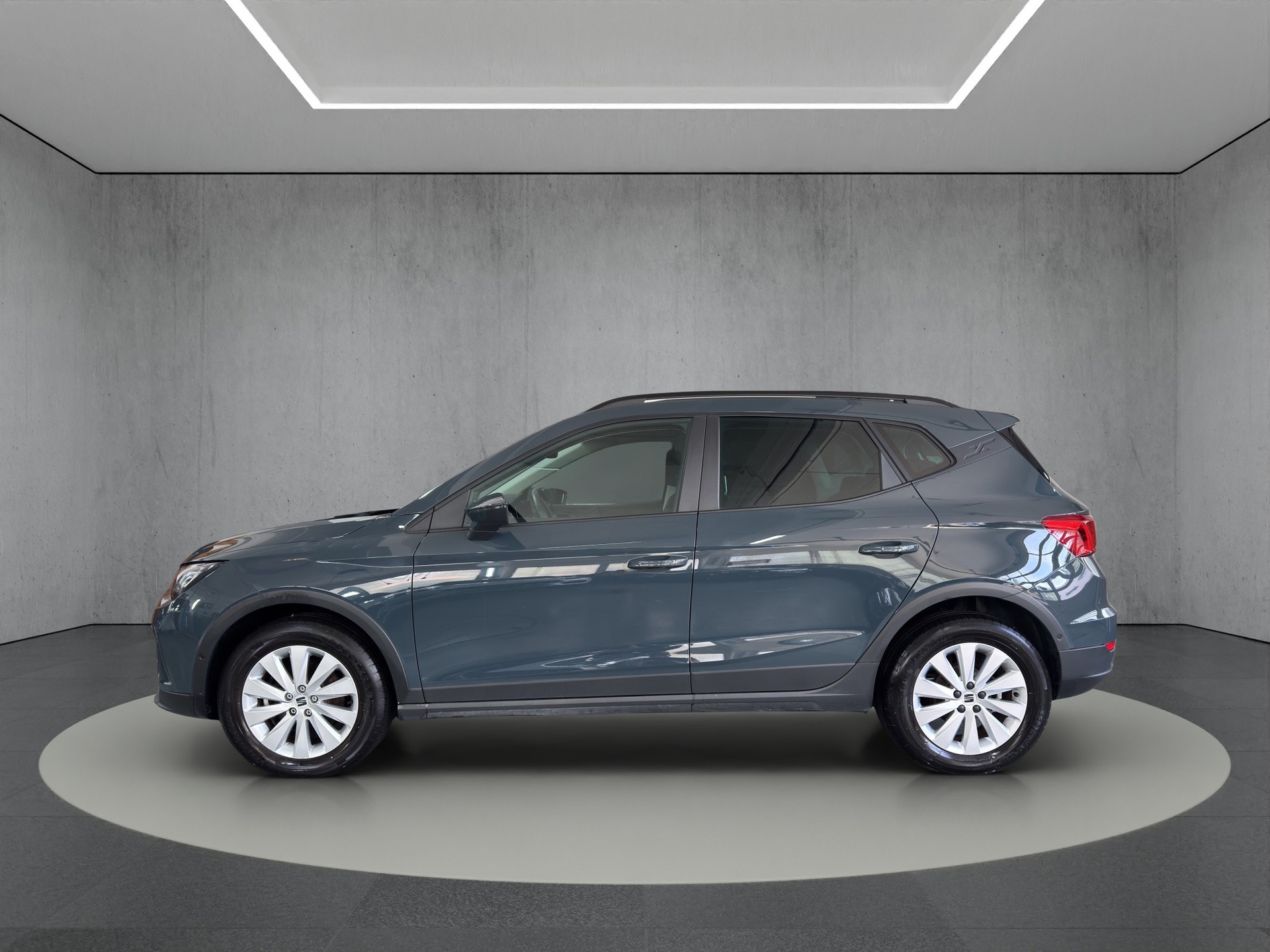 SEAT Arona 1.0 TSI Eco 40 TH Anniversary DSG-showroom-element-2