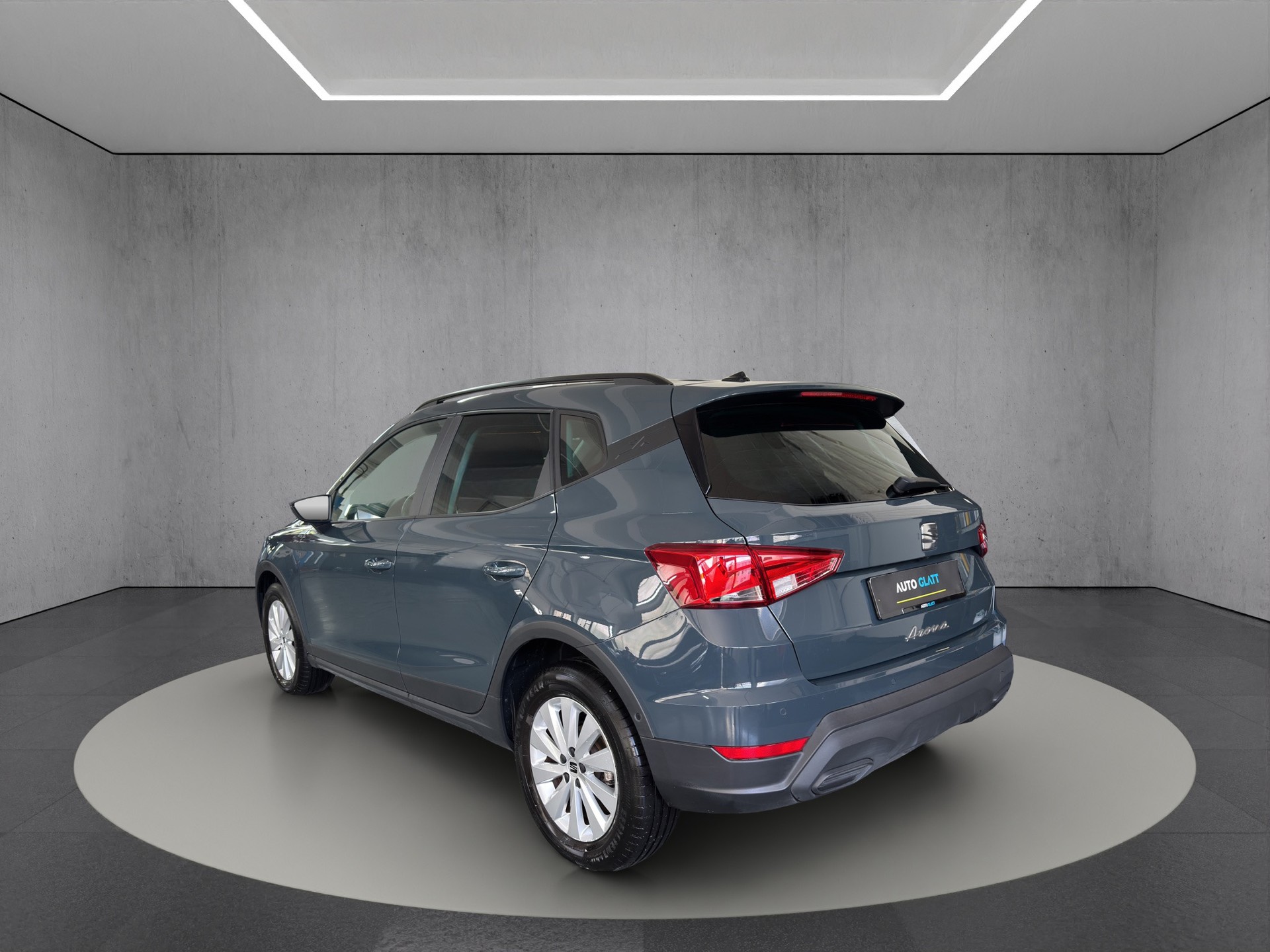 SEAT Arona 1.0 TSI Eco 40 TH Anniversary DSG-image-4