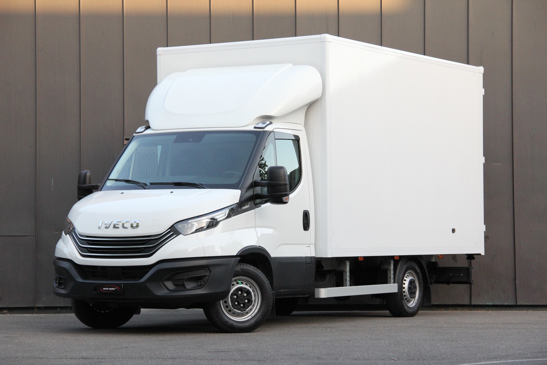 IVECO 35 S 16 A8 **AUTOMAT** **LUFT-FAHRWERK** **RÜCKFAHRKAMERA** **KLIMAAUTOMATIK**-image-0