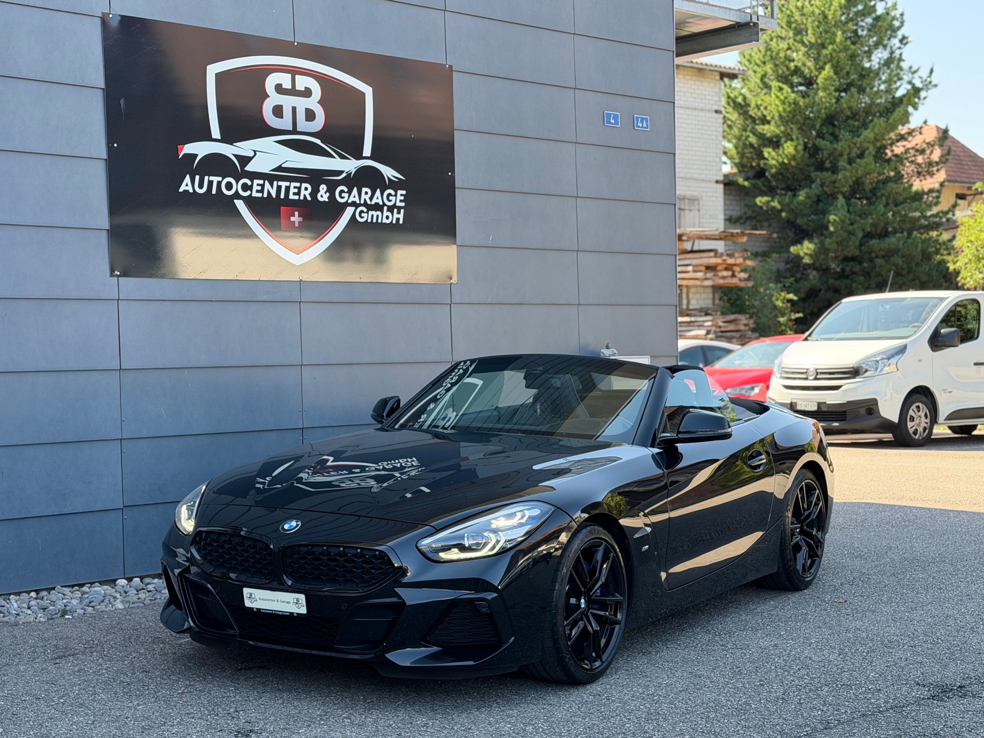 BMW Z4 sDrive 20i M Sport Cab. Steptronic-image-1