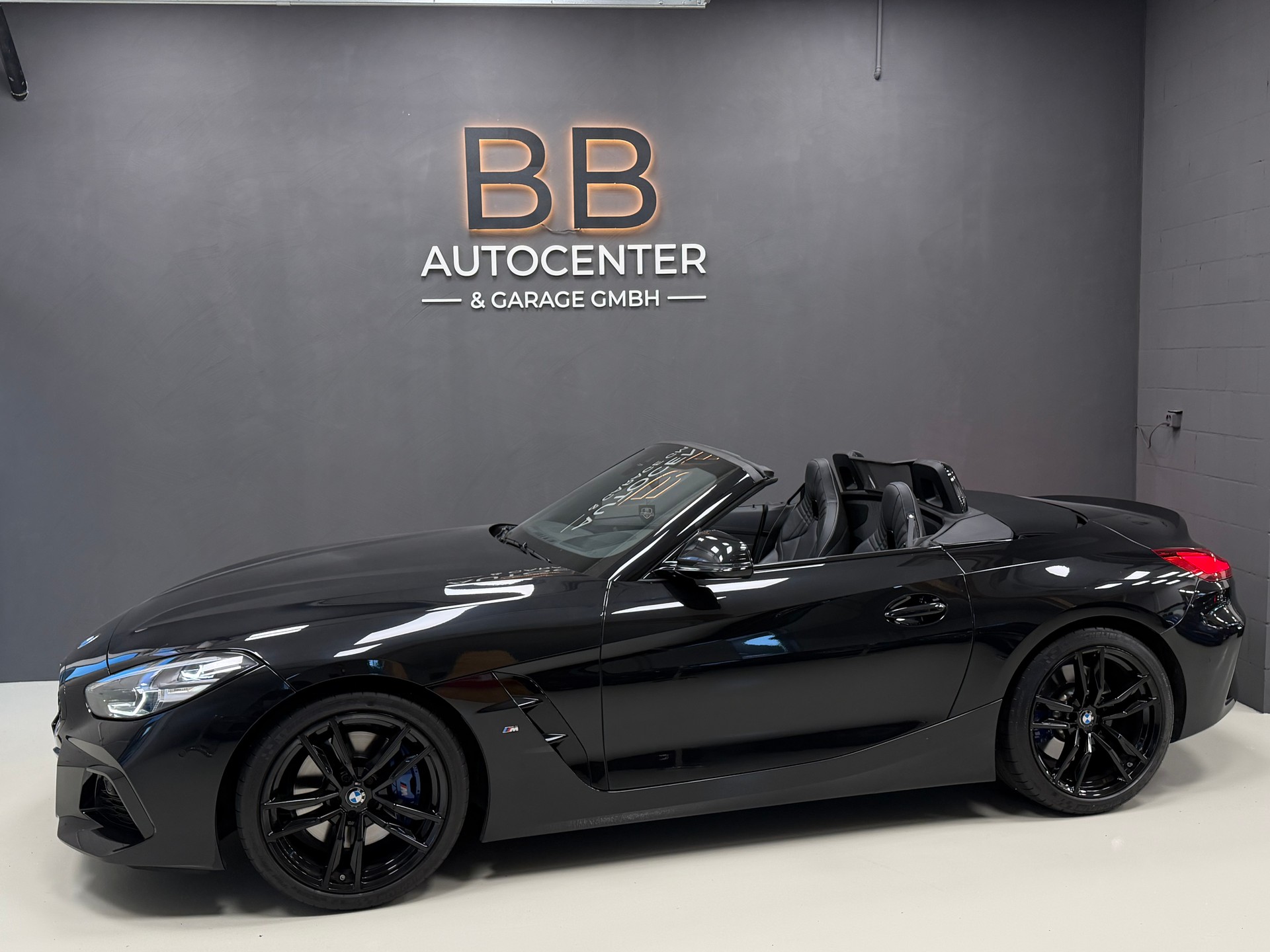 BMW Z4 sDrive 20i M Sport Cab. Steptronic-image-2