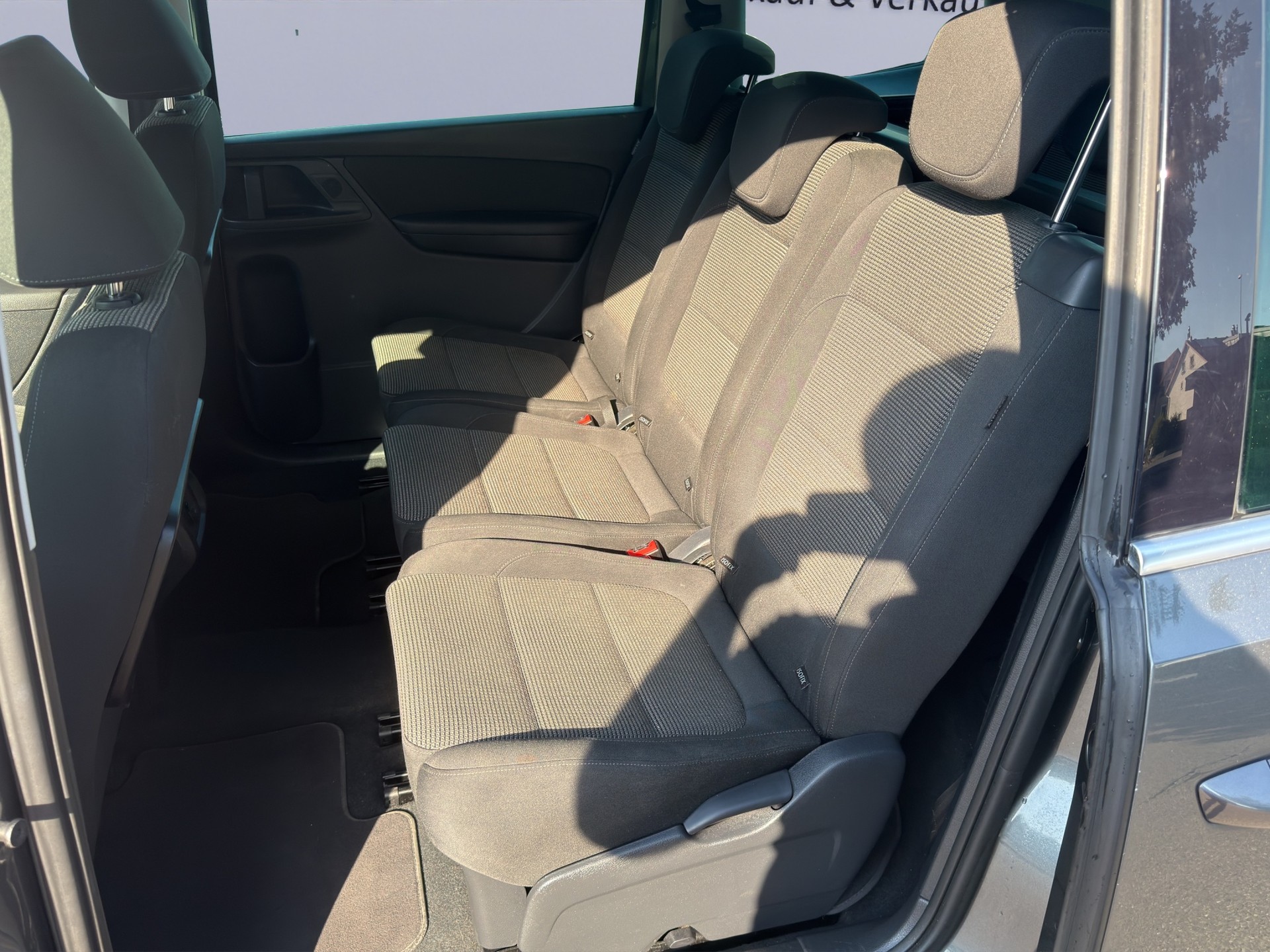 VW Sharan 2.0 TDI BlueMotion Technology Comfortline-image-12