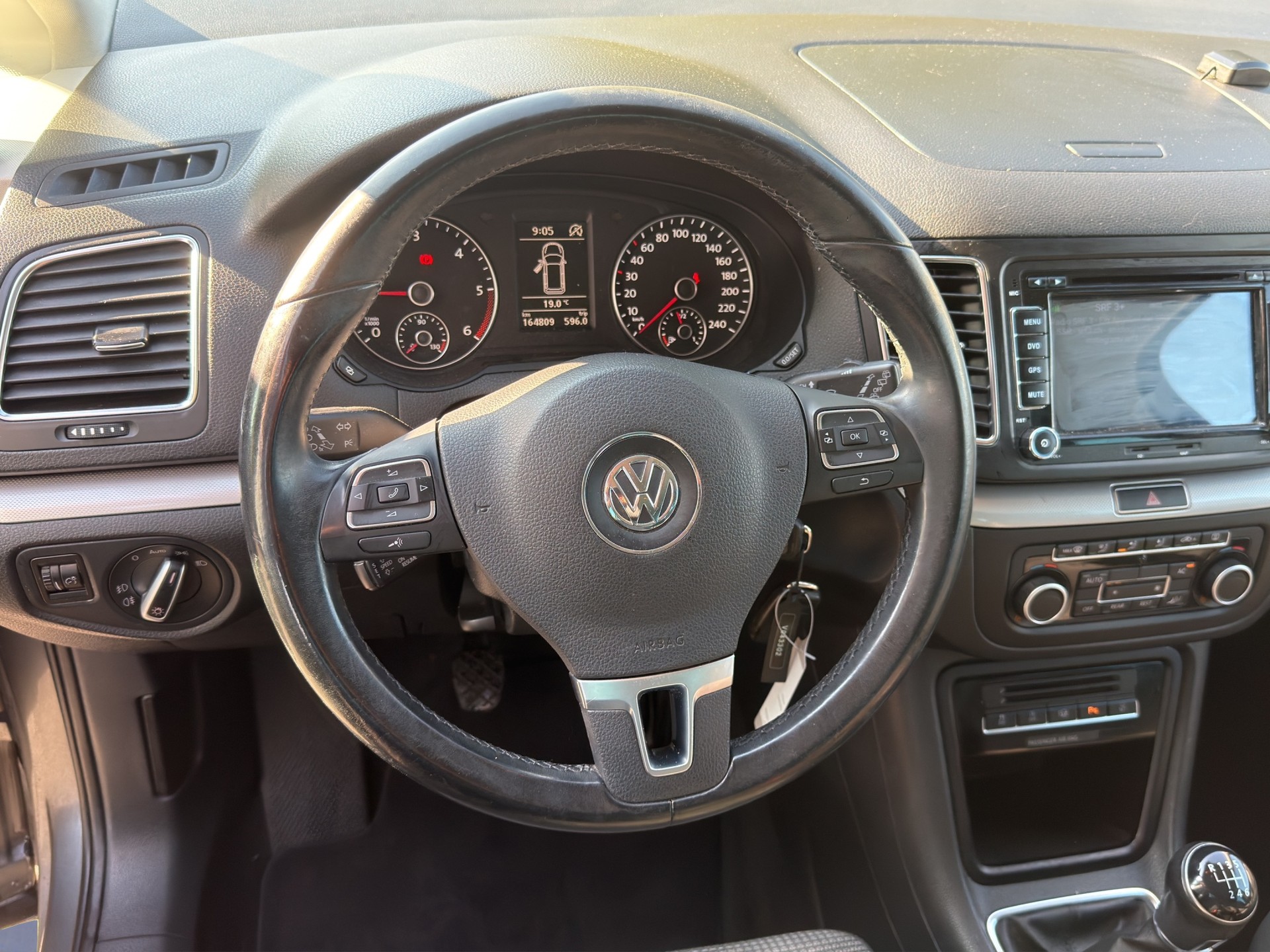 VW Sharan 2.0 TDI BlueMotion Technology Comfortline-image-9