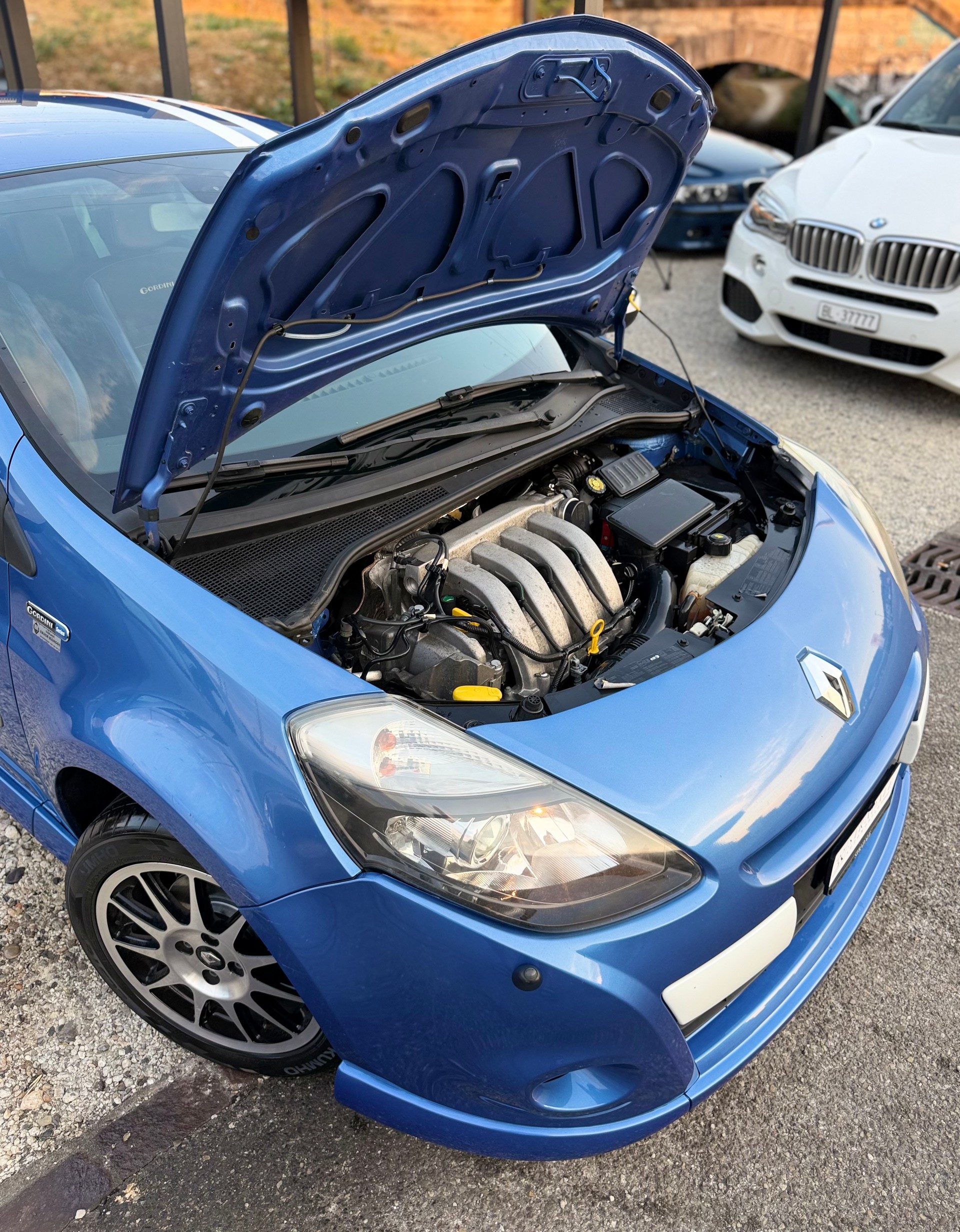 RENAULT Clio 1.6 16V Gordini GT **Frisch ab MFK**-image-15
