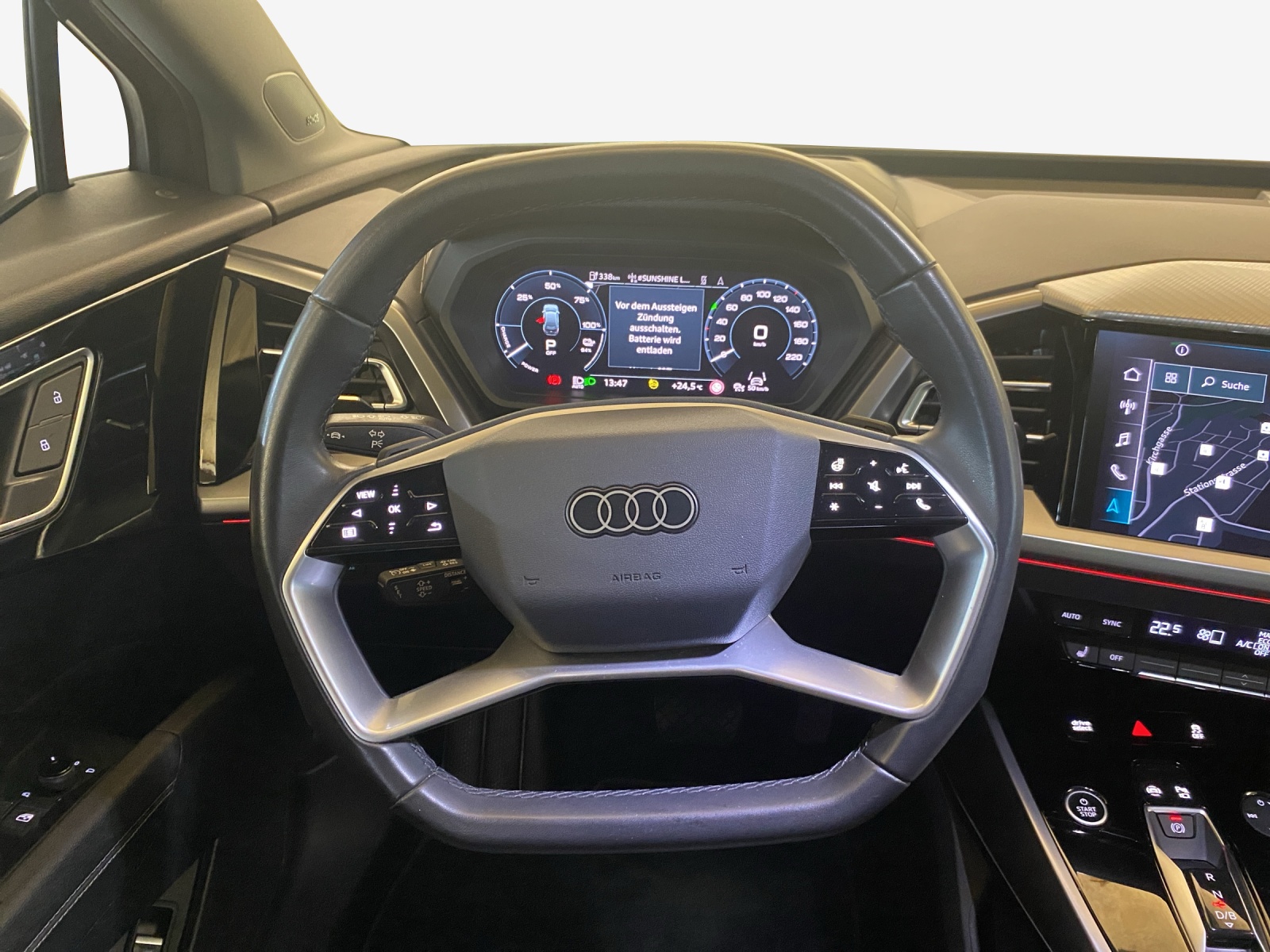 AUDI Q4 e-tron 45 quattro-image-9