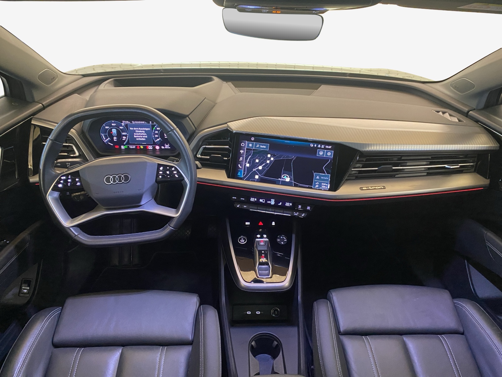 AUDI Q4 e-tron 45 quattro-image-8