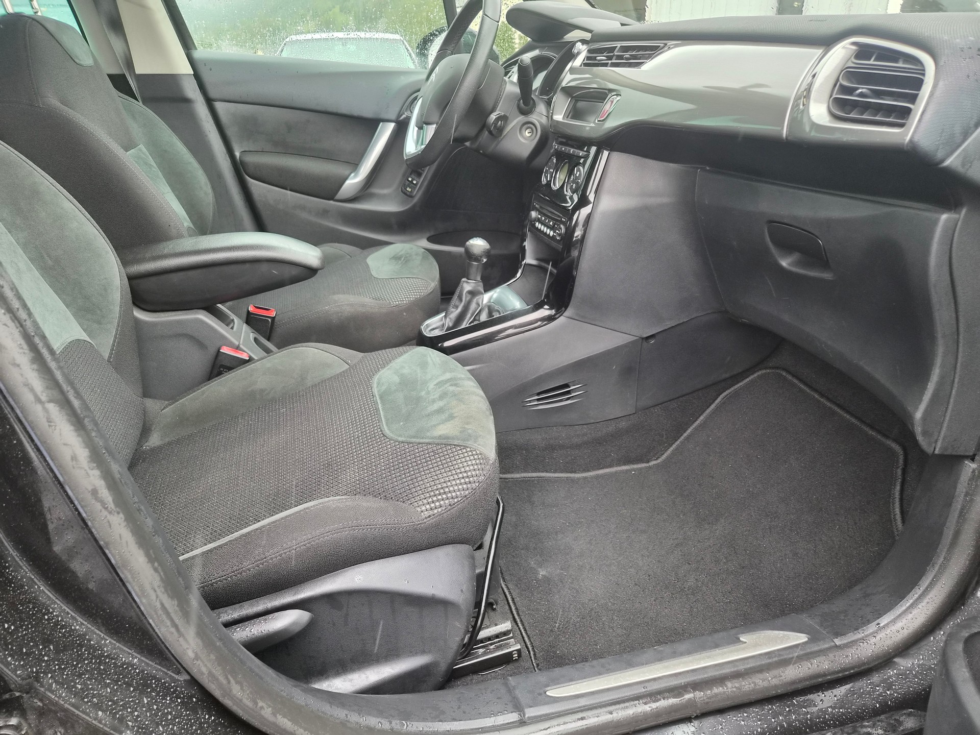 CITROEN C3 1.4i 16V Exclusive-image-12