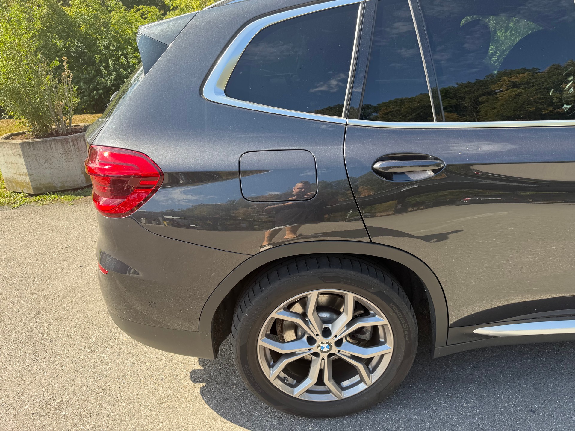 BMW 20d xDrive-image-2
