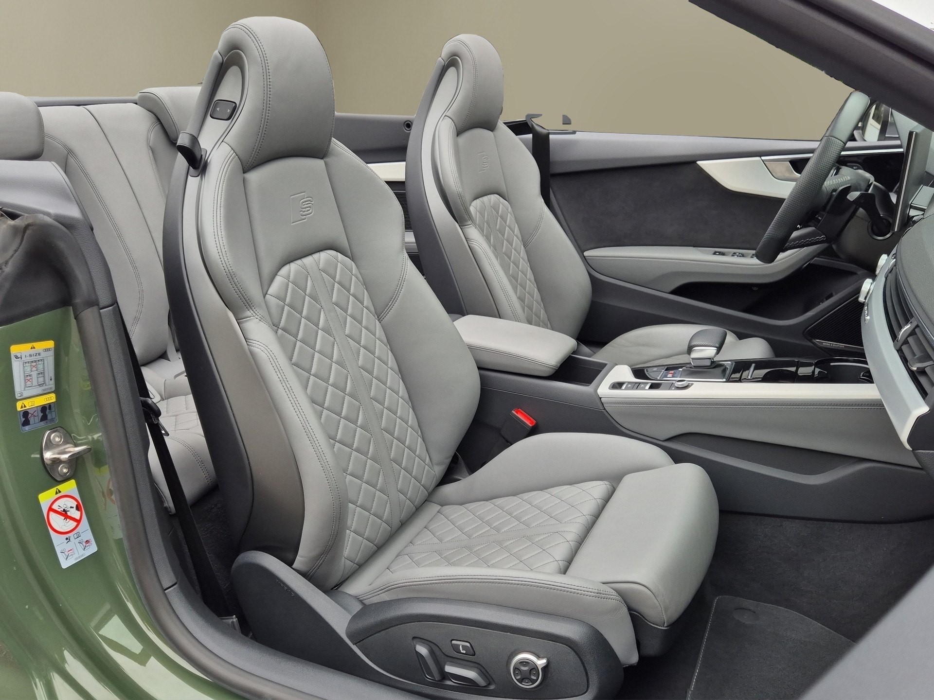 AUDI S5 Cabriolet 3.0 TFSI quattro tiptronic-image-16
