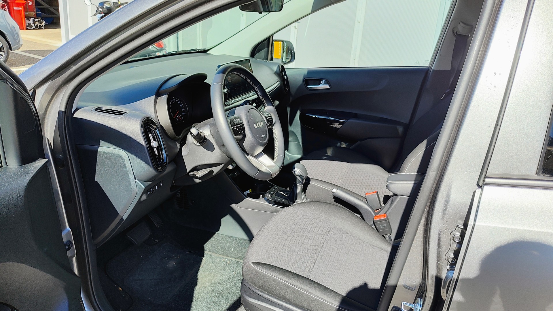 KIA Picanto 1.0 CVVT First Edition AMT-image-11