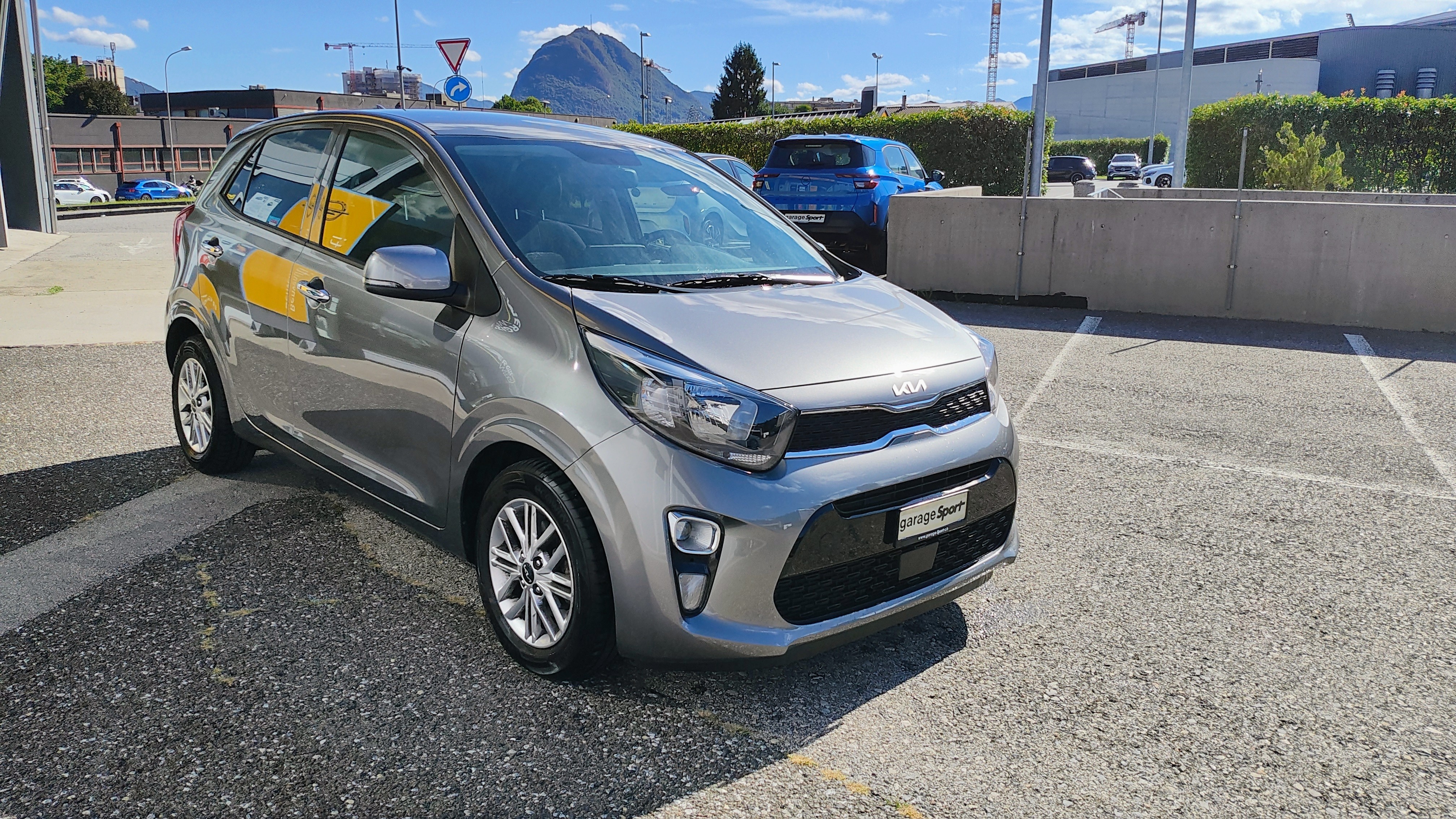Car photo