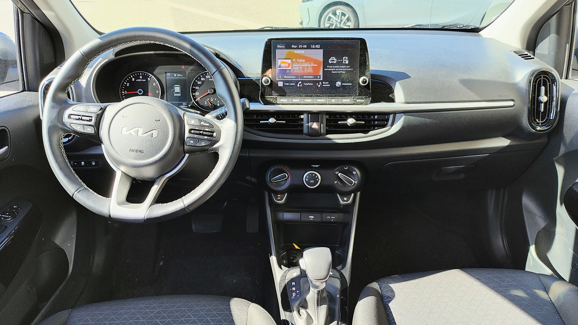 KIA Picanto 1.0 CVVT First Edition AMT-image-9