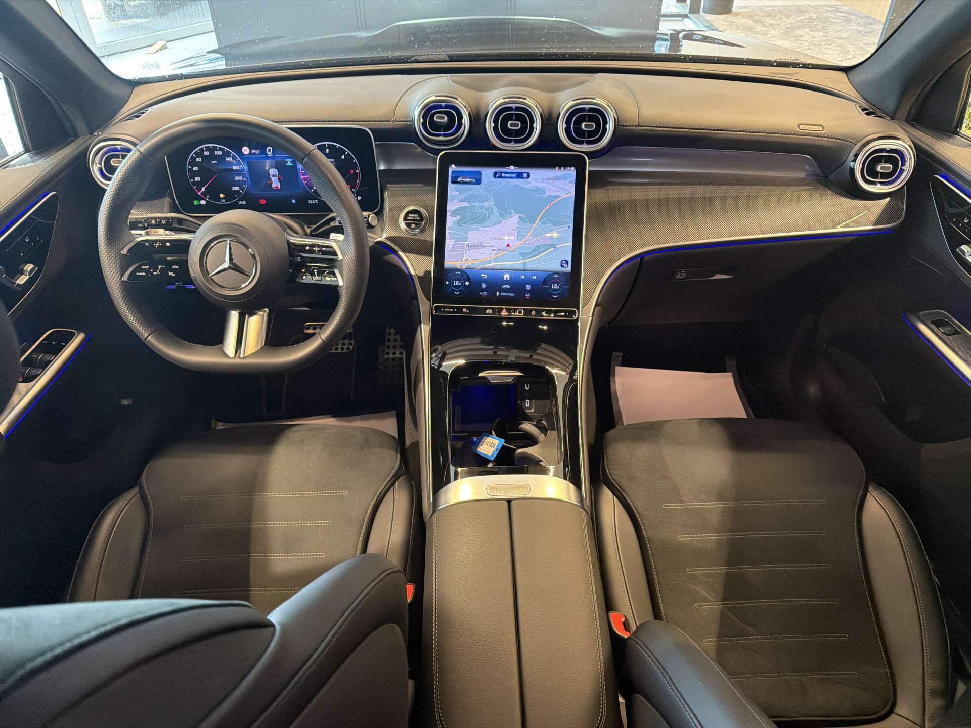 MERCEDES-BENZ GLC 300 d AMG-Line 269PS 4Matic G-Tronic Automat-image-14