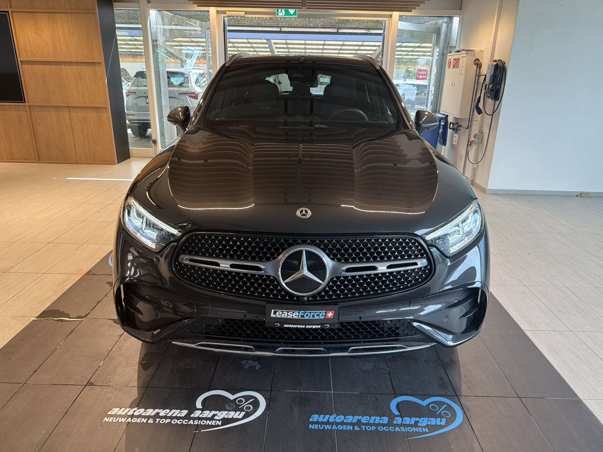 MERCEDES-BENZ GLC 300 d AMG-Line 269PS 4Matic G-Tronic Automat-image-10