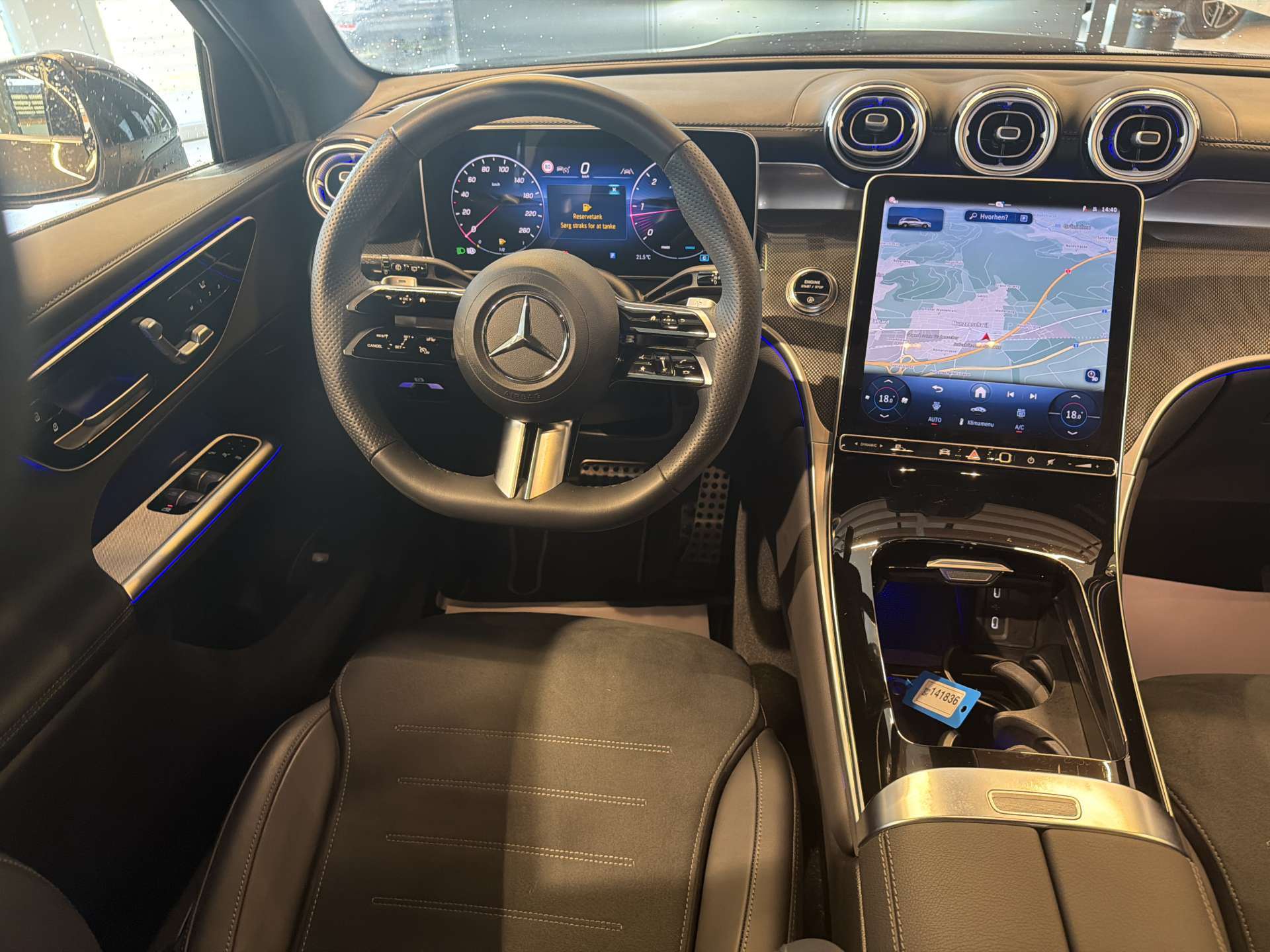 MERCEDES-BENZ GLC 300 d AMG-Line 269PS 4Matic G-Tronic Automat-image-4