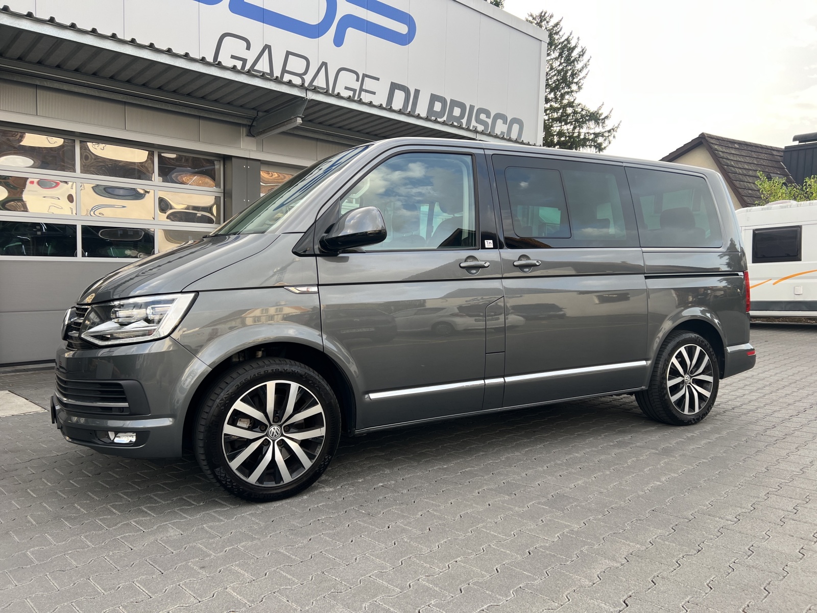 VW T6 Multivan 2.0 Bi-TDI Highline 4Motion DSG-image-0