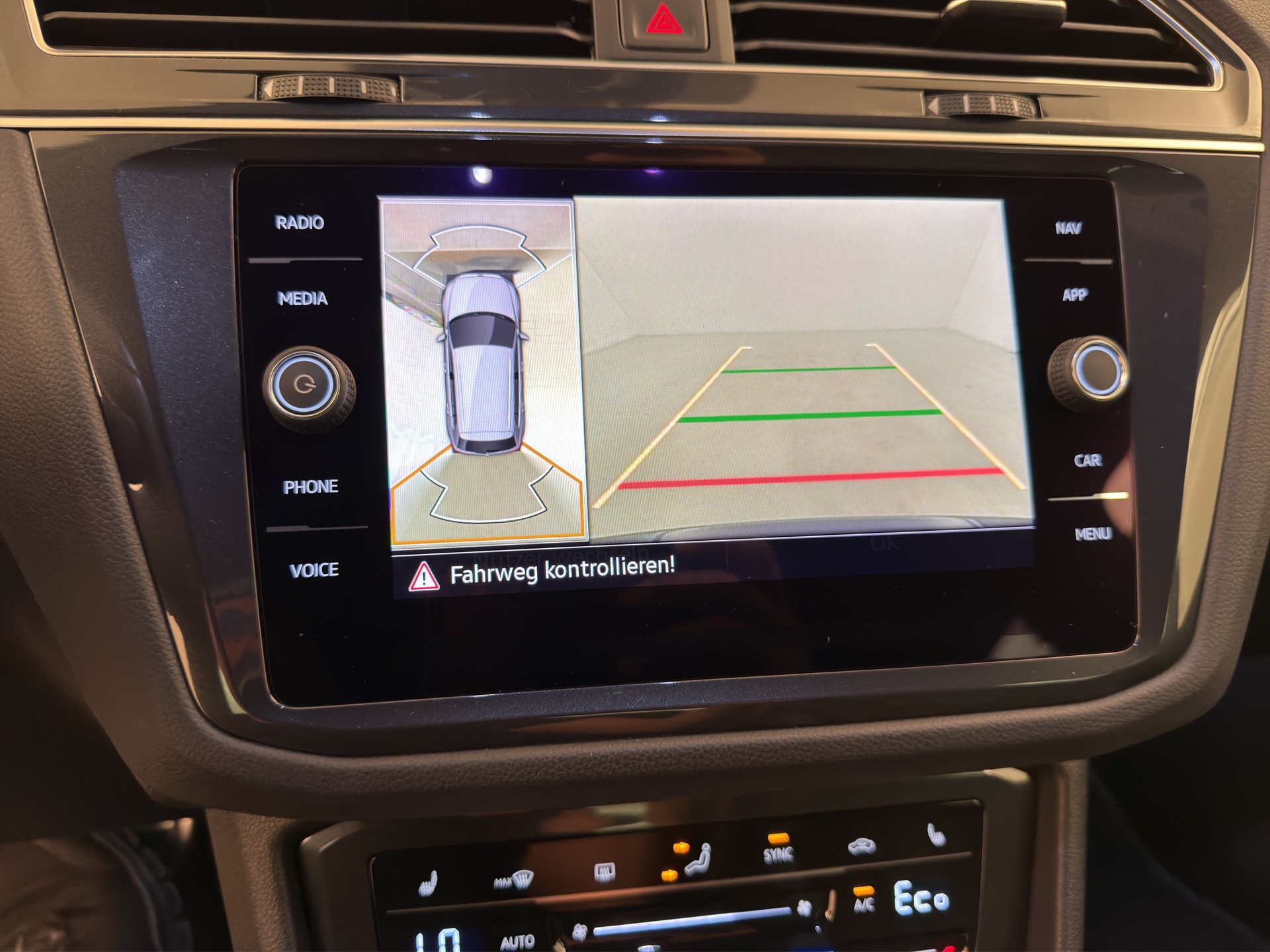 VW Tiguan 1.4 TSI PHEV R-Line DSG-image-11