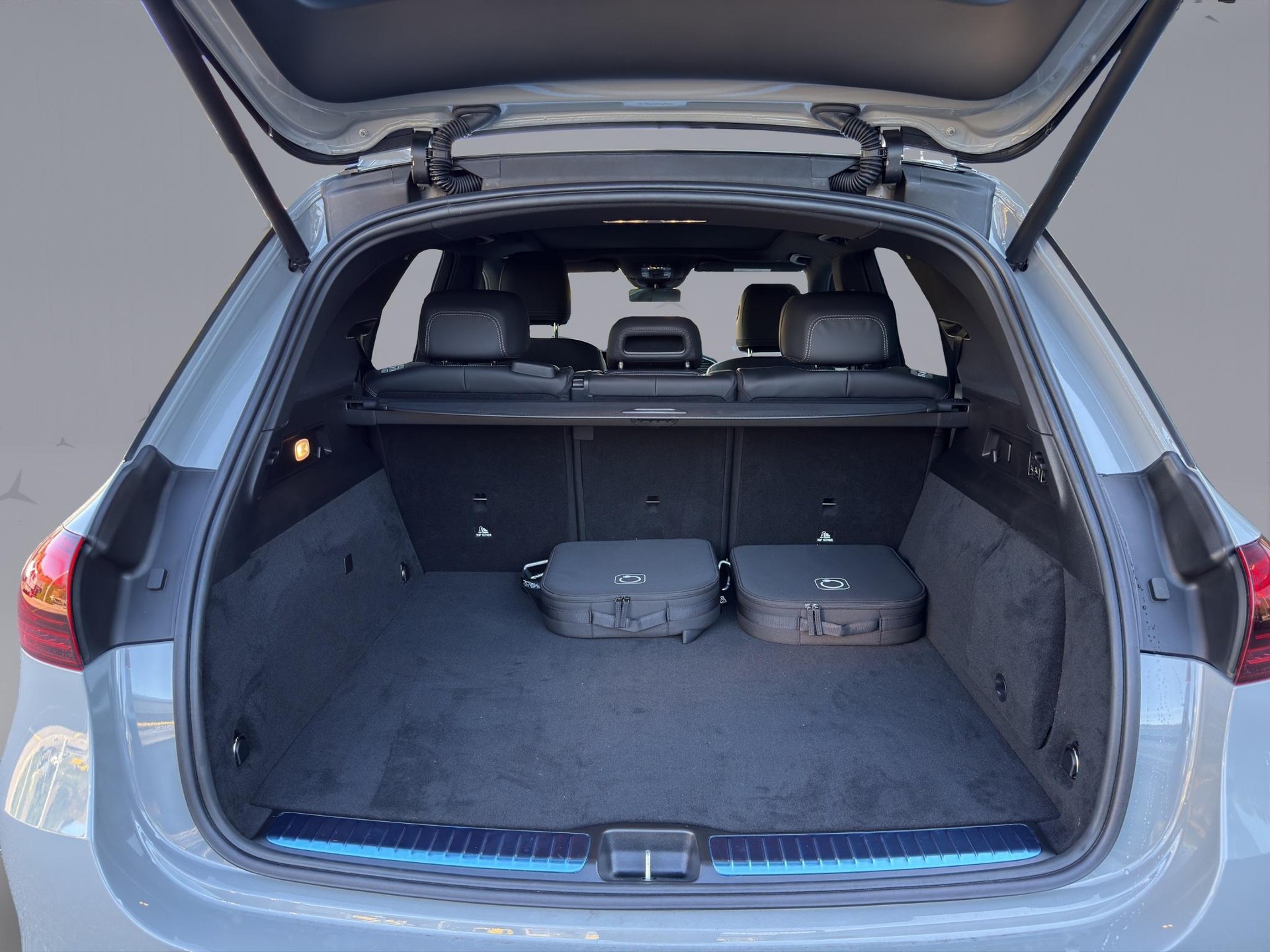 MERCEDES-BENZ GLE 53 Hybrid EQ Star AMG 4matic+-image-17