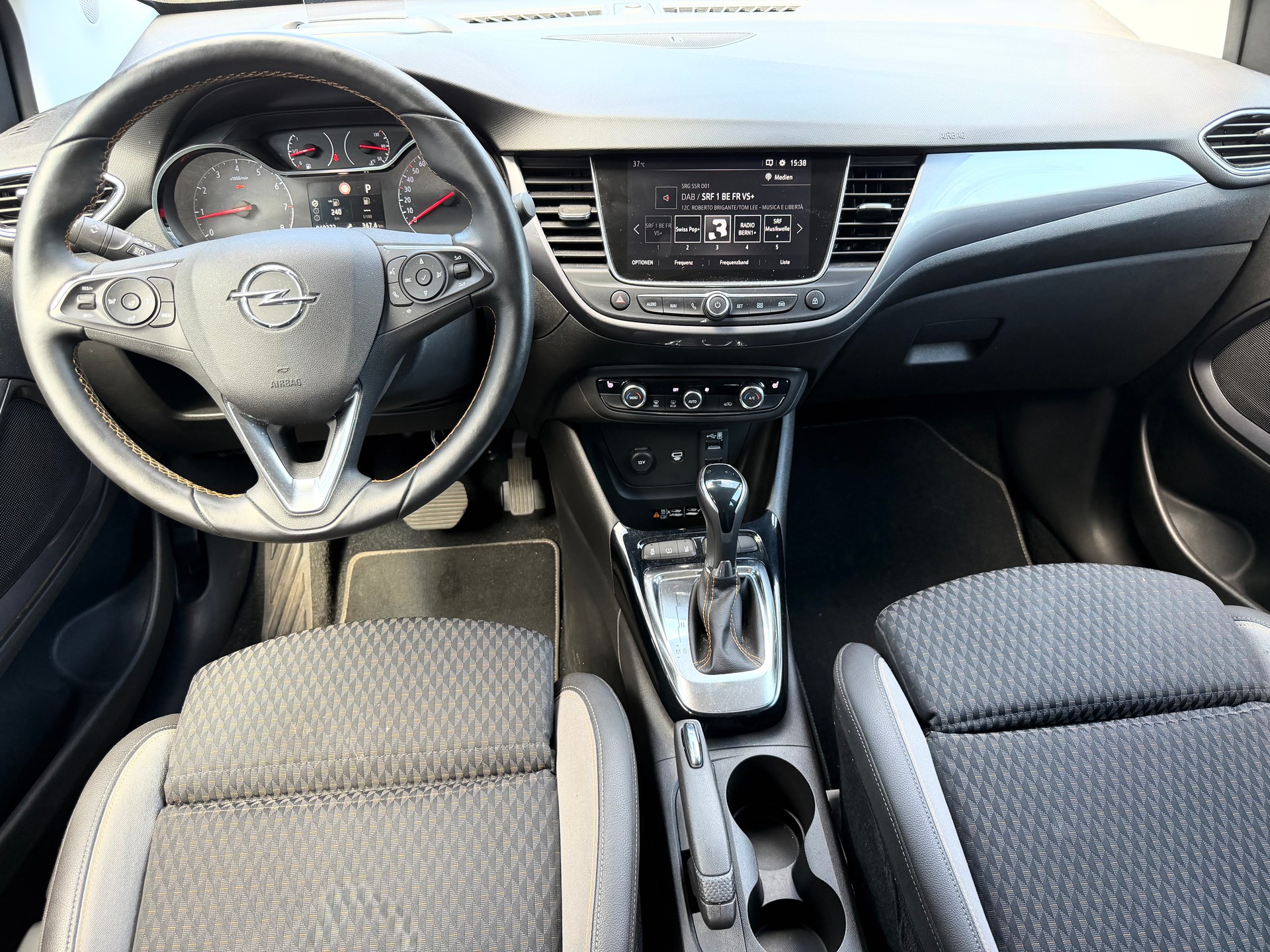 OPEL Crossland X 1.2i TP Excellence Automatik-image-8